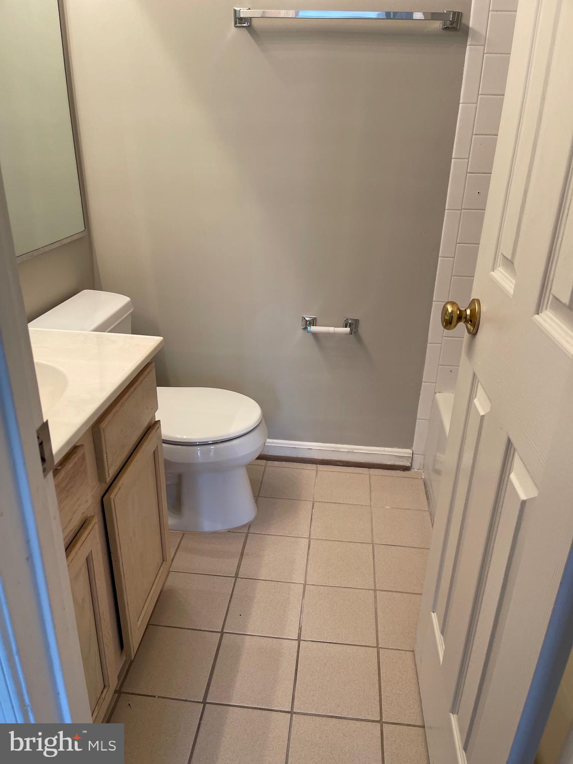 SOMERSET - Residential Lease