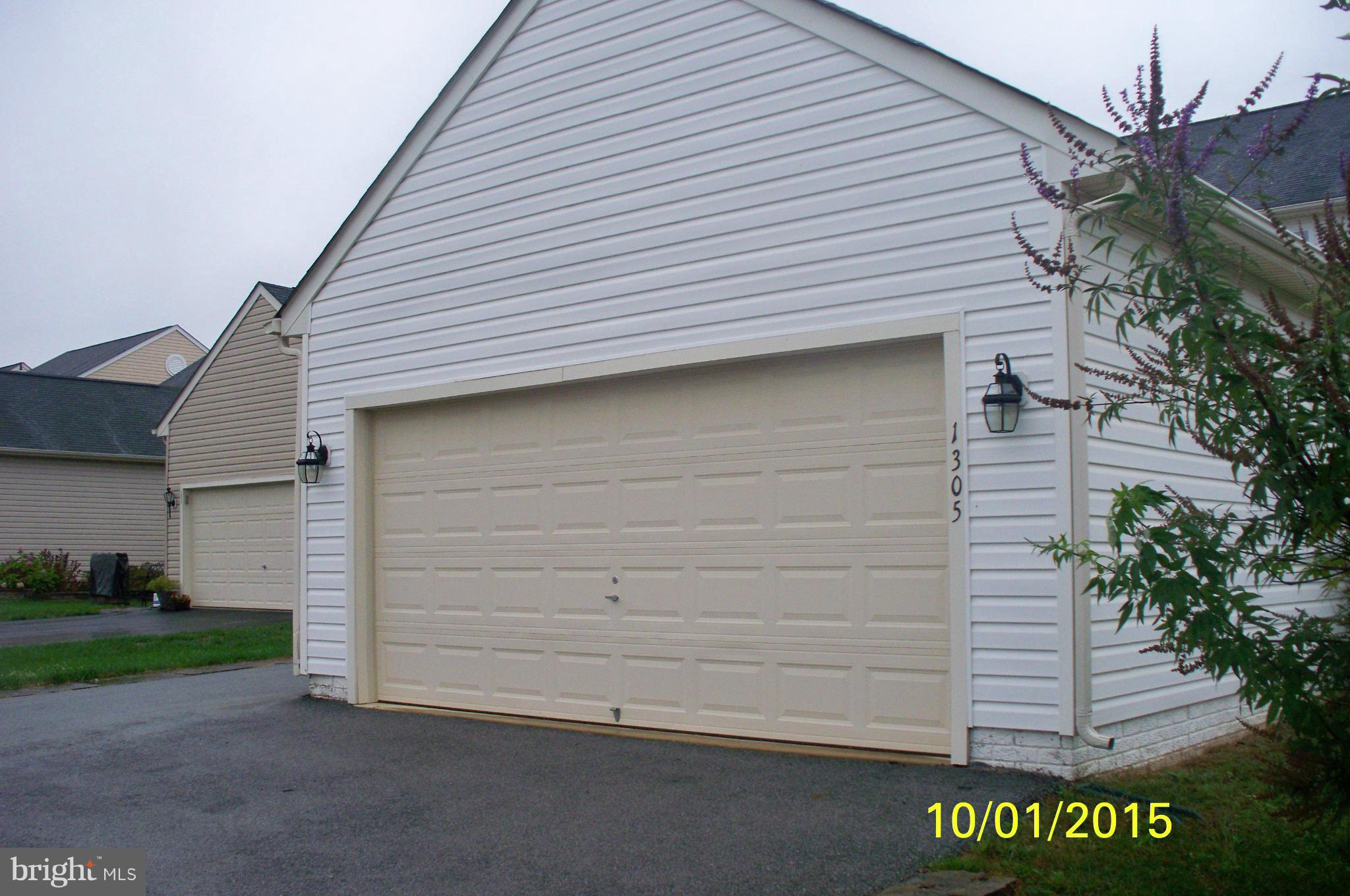 LAKELAND PLACE - Residential