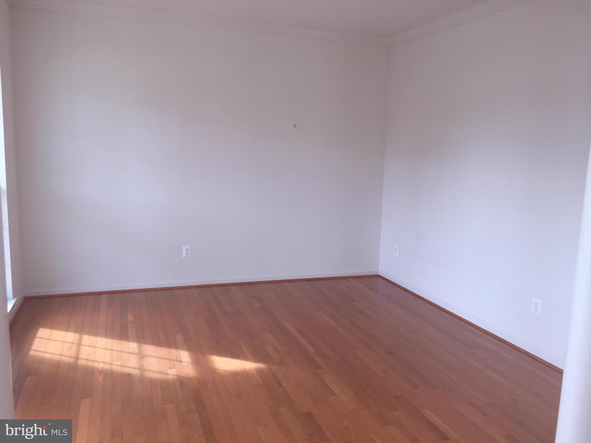 LAKELAND PLACE - Residential