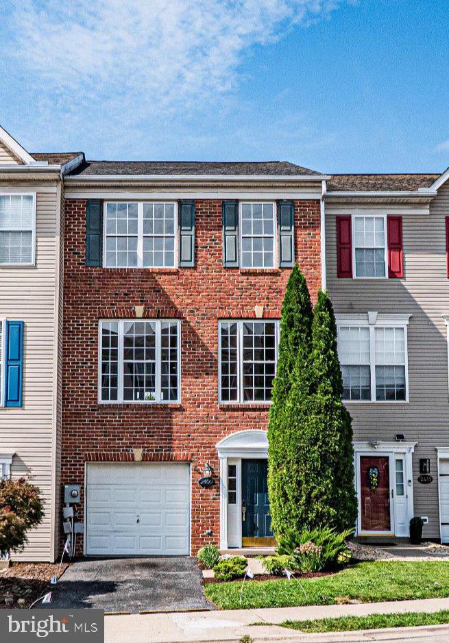 2409 WYNFIELD COURT