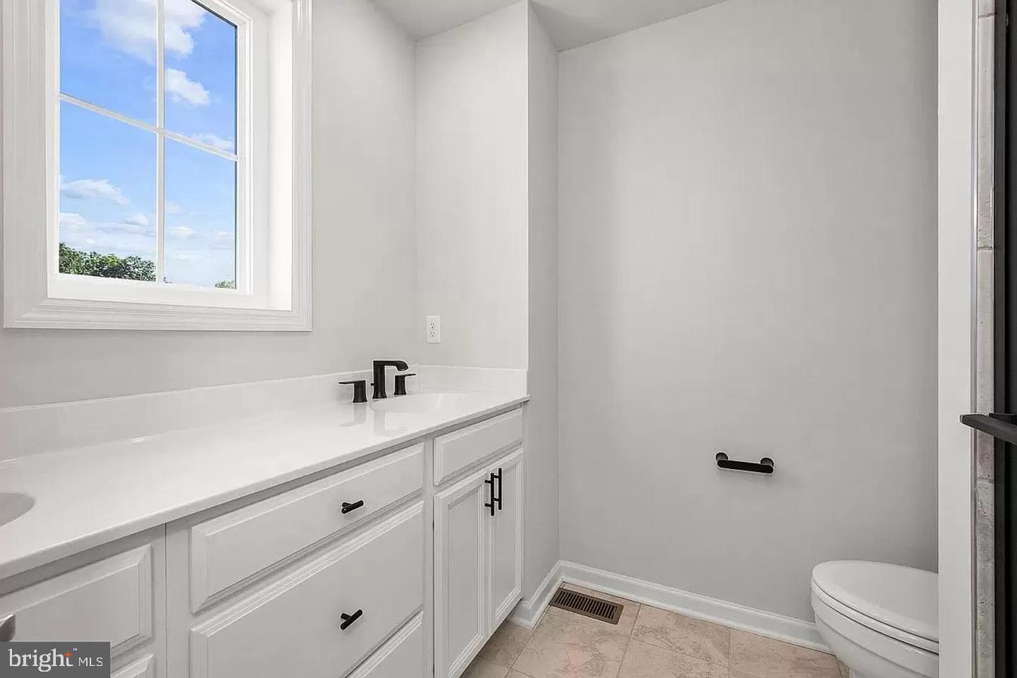 ARCONA - Residential Lease