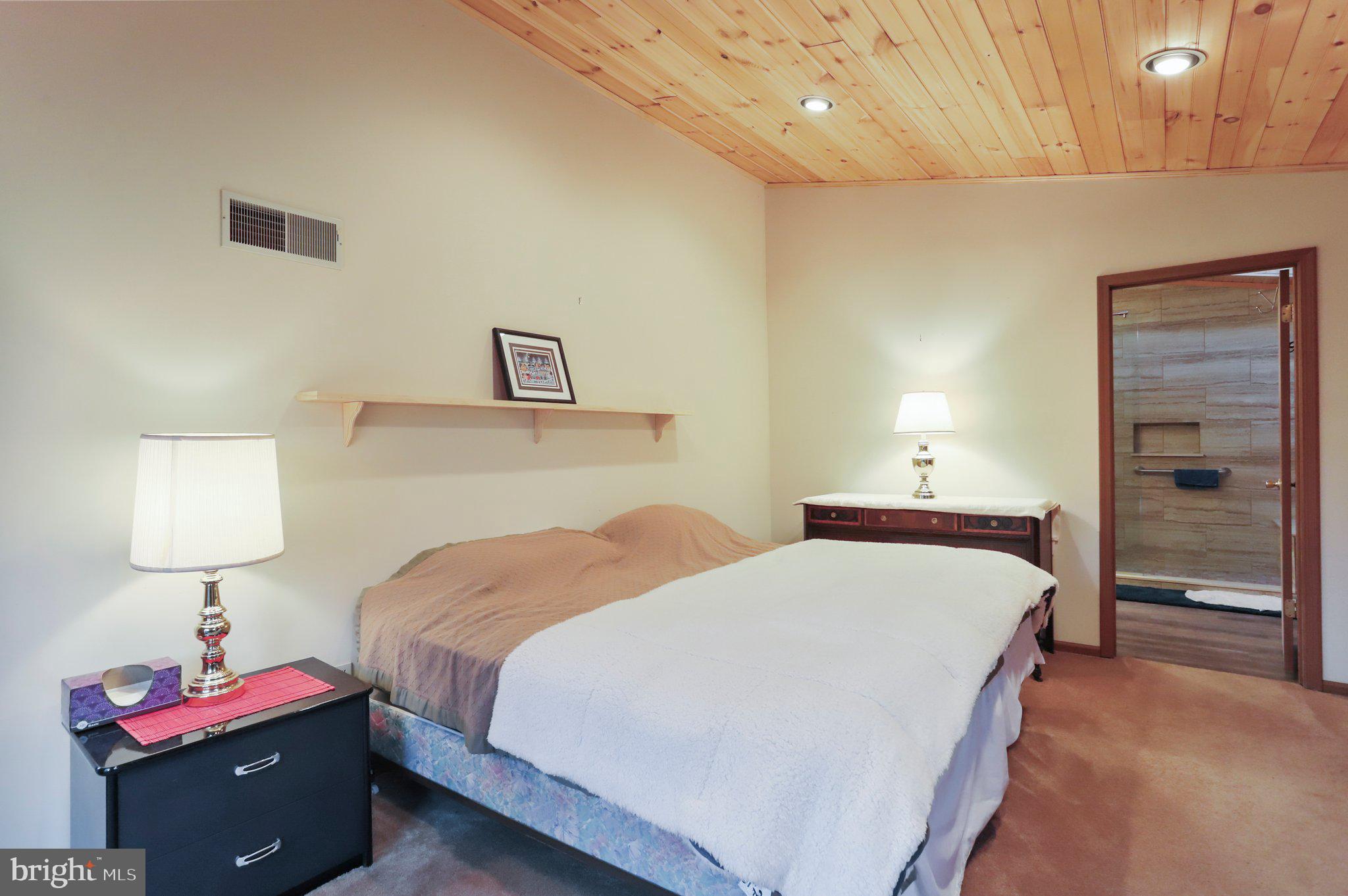 THE WOODS RESORT - Residential