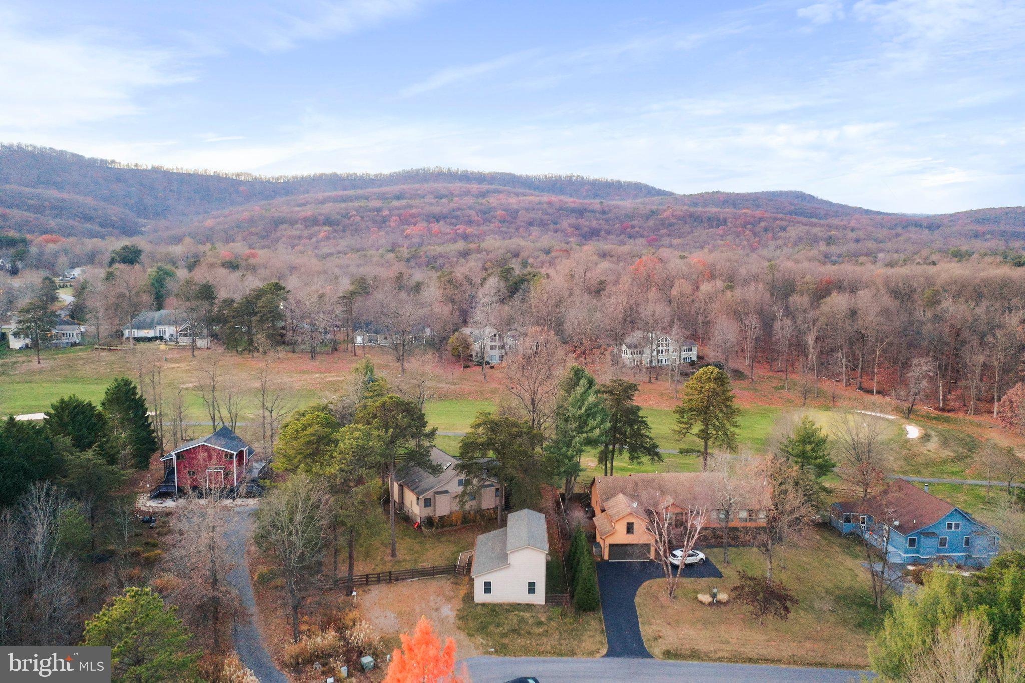 THE WOODS RESORT - Residential