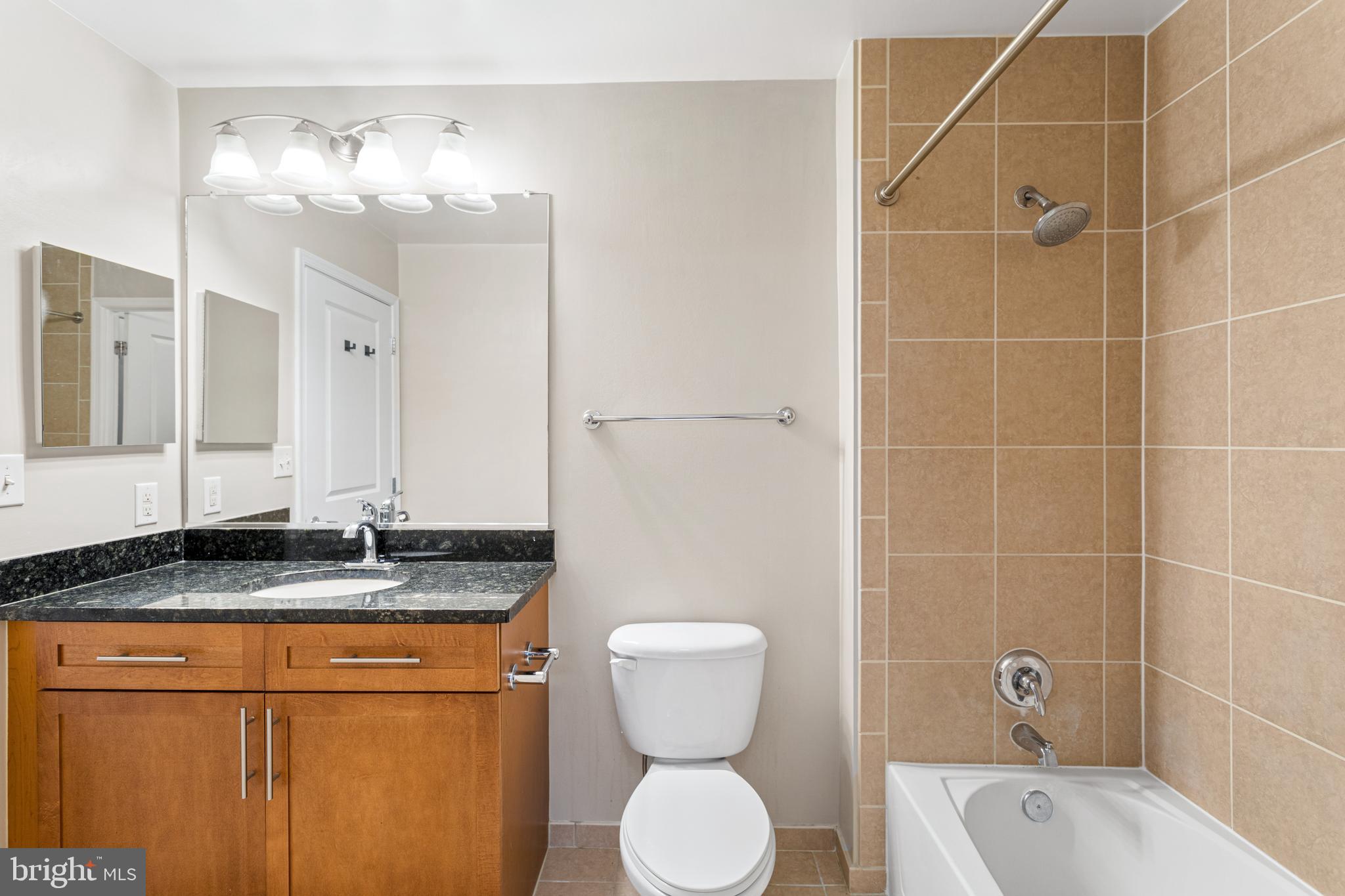 NATIONAL HARBOR - Residential Lease