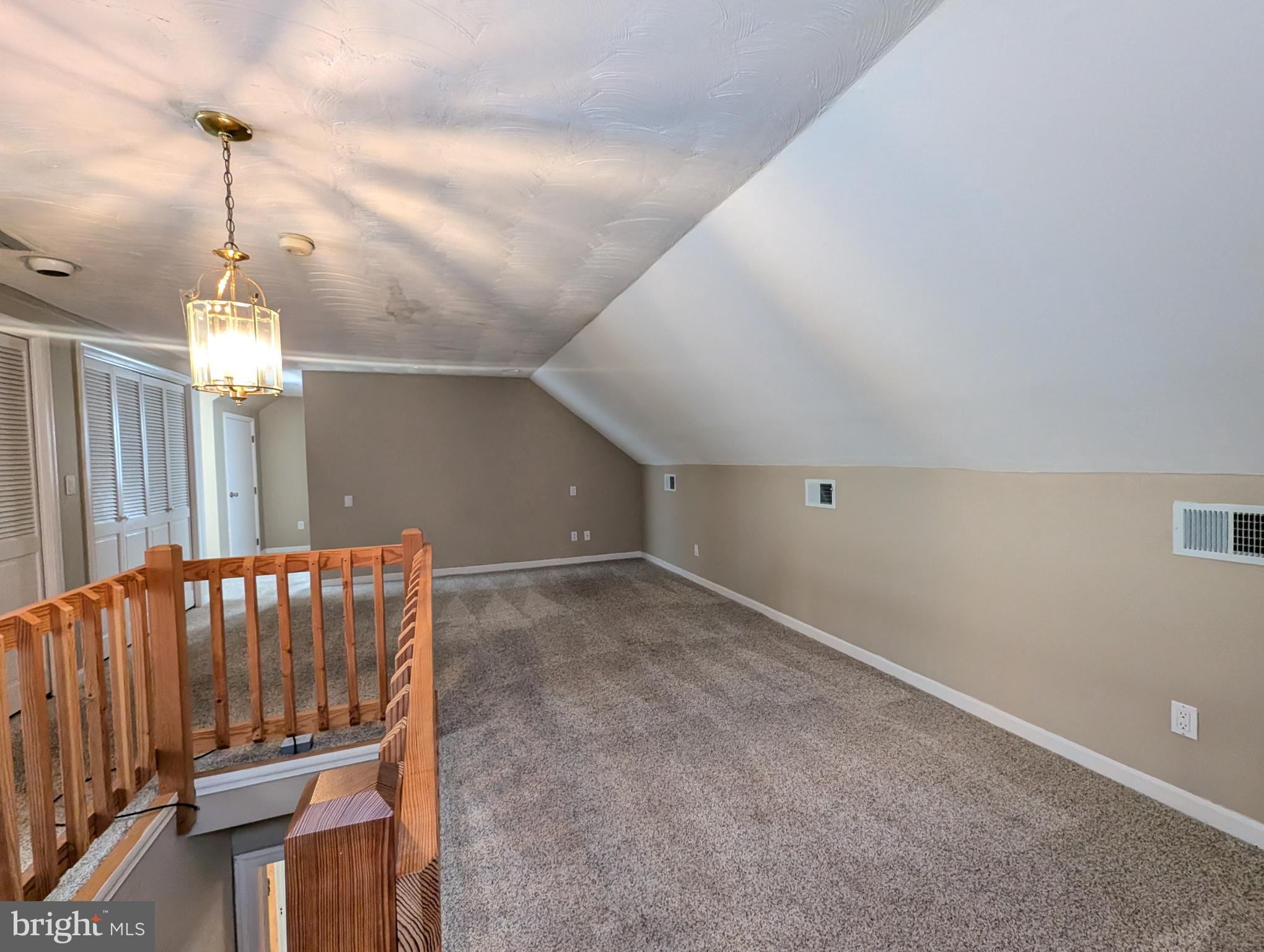 FAIRFIELD - Residential