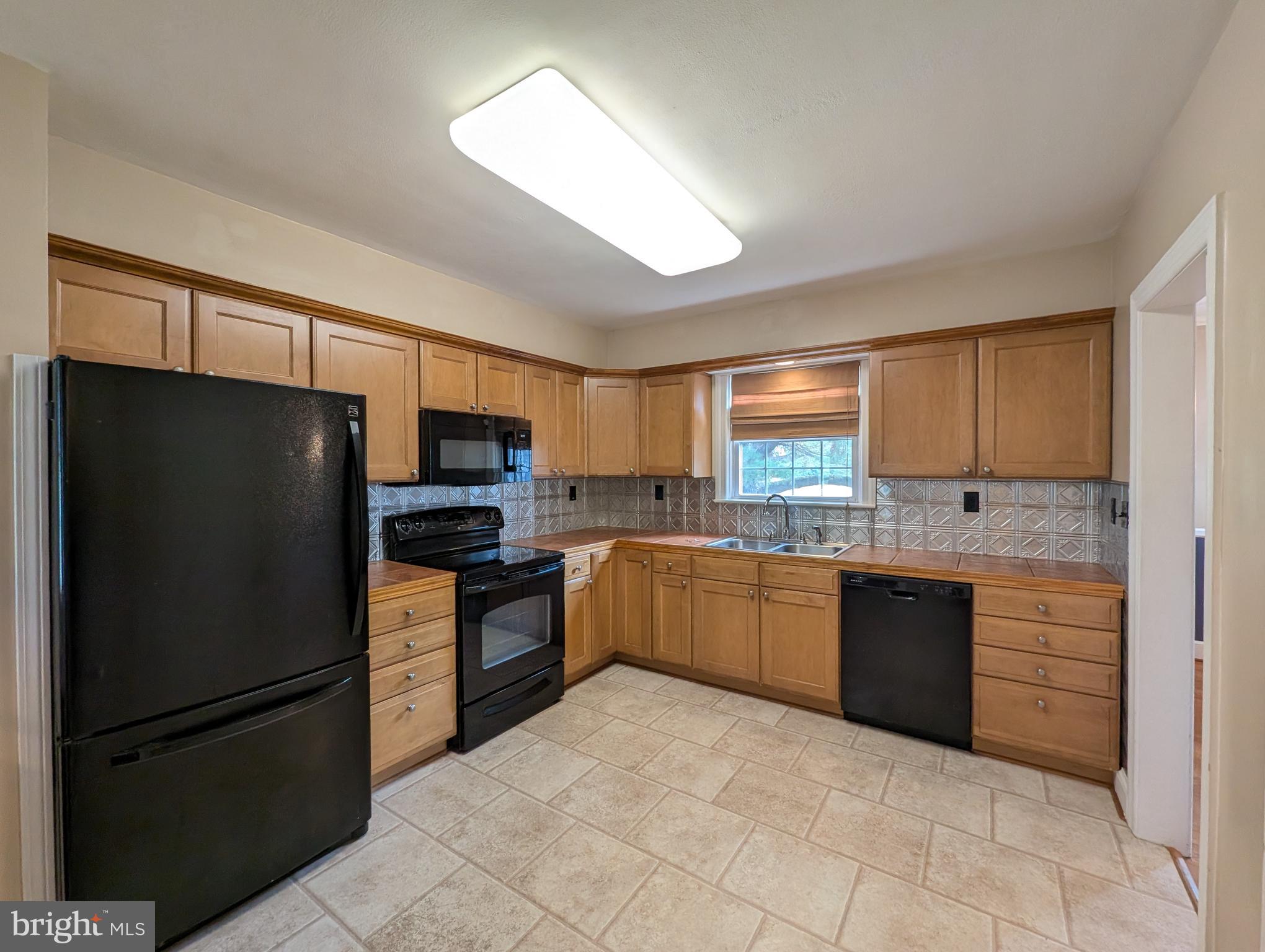 FAIRFIELD - Residential