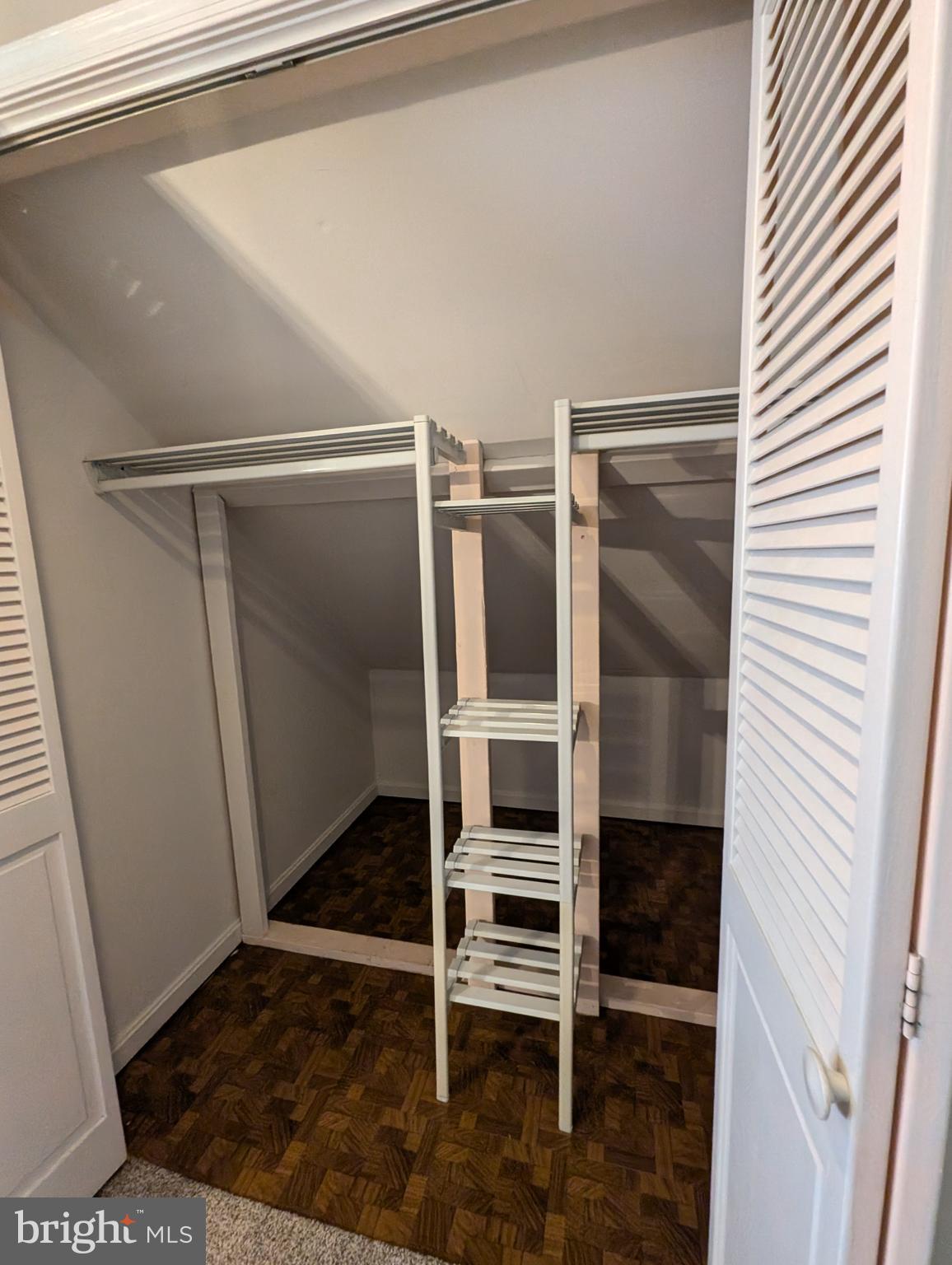 FAIRFIELD - Residential