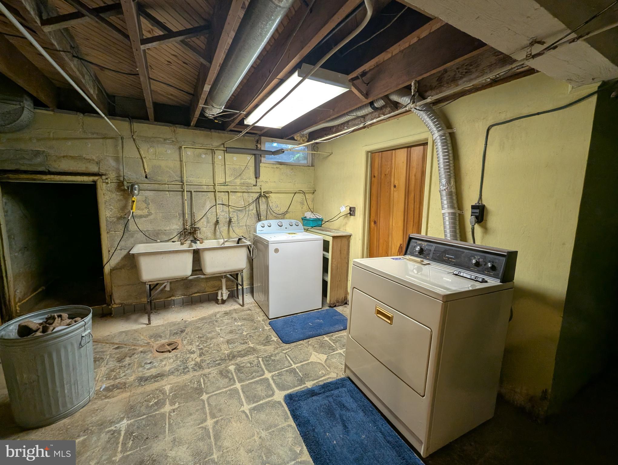 FAIRFIELD - Residential