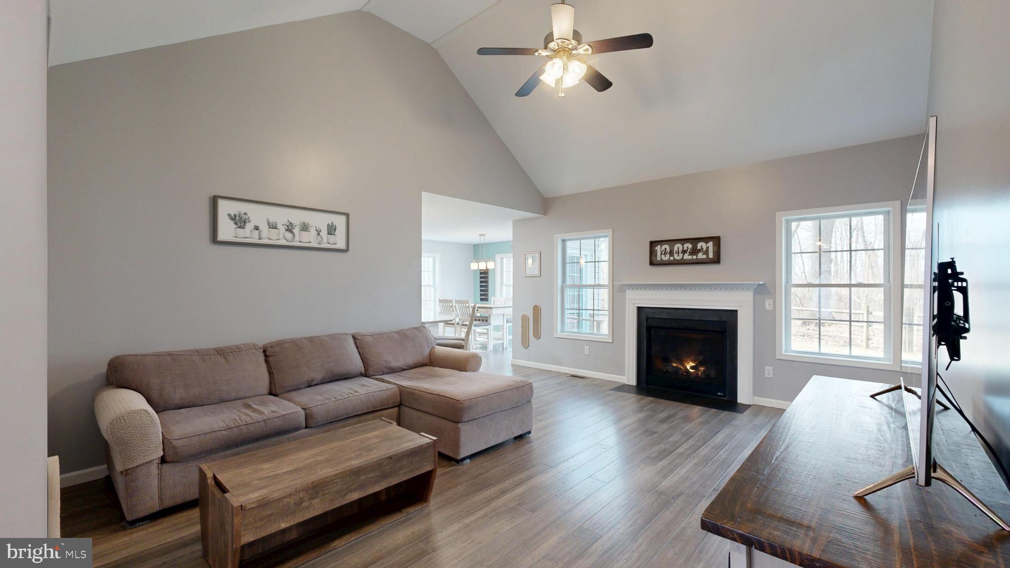 202 E BUCK POINT ROAD