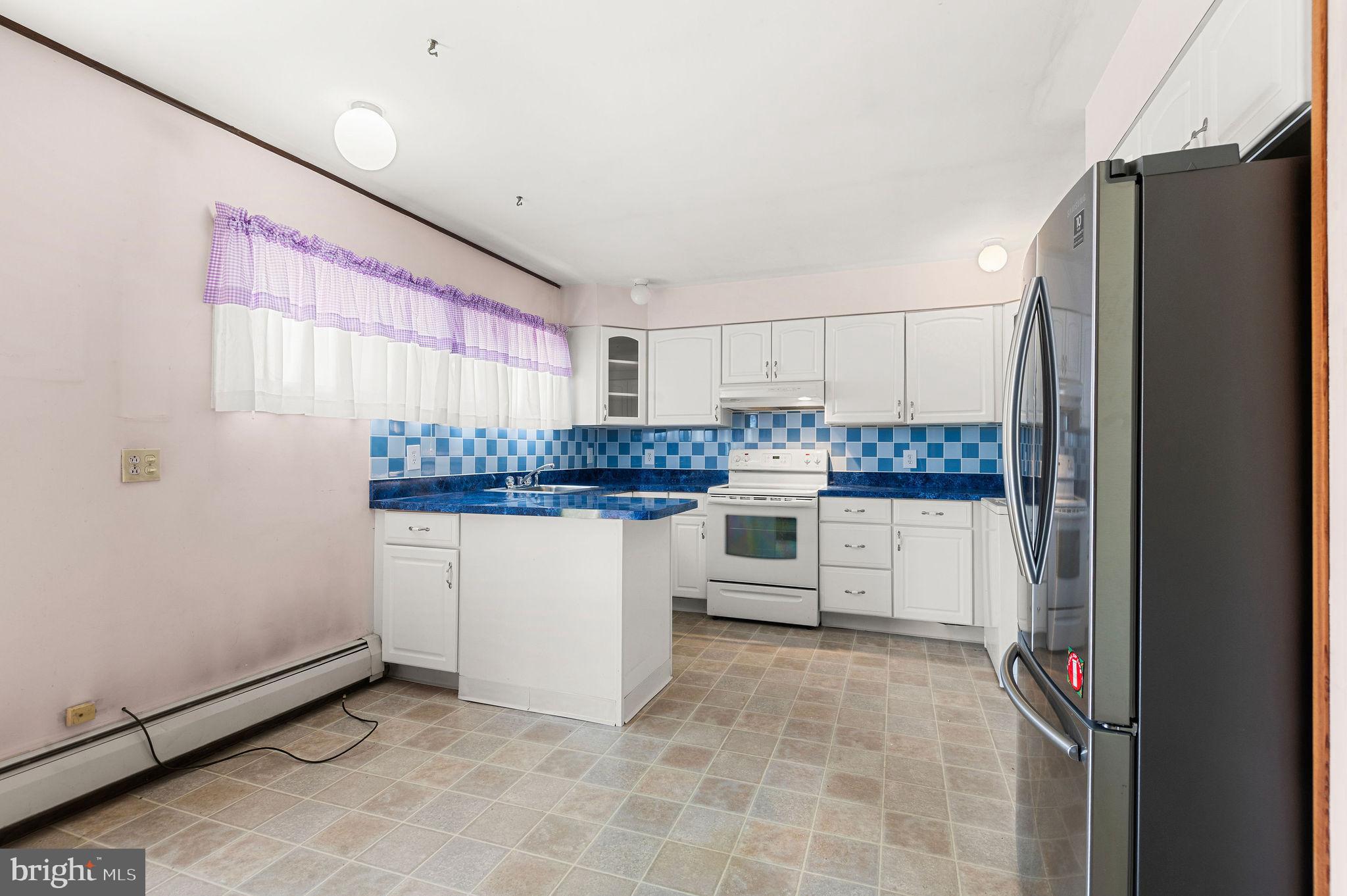 INDIAN CREEK - Residential