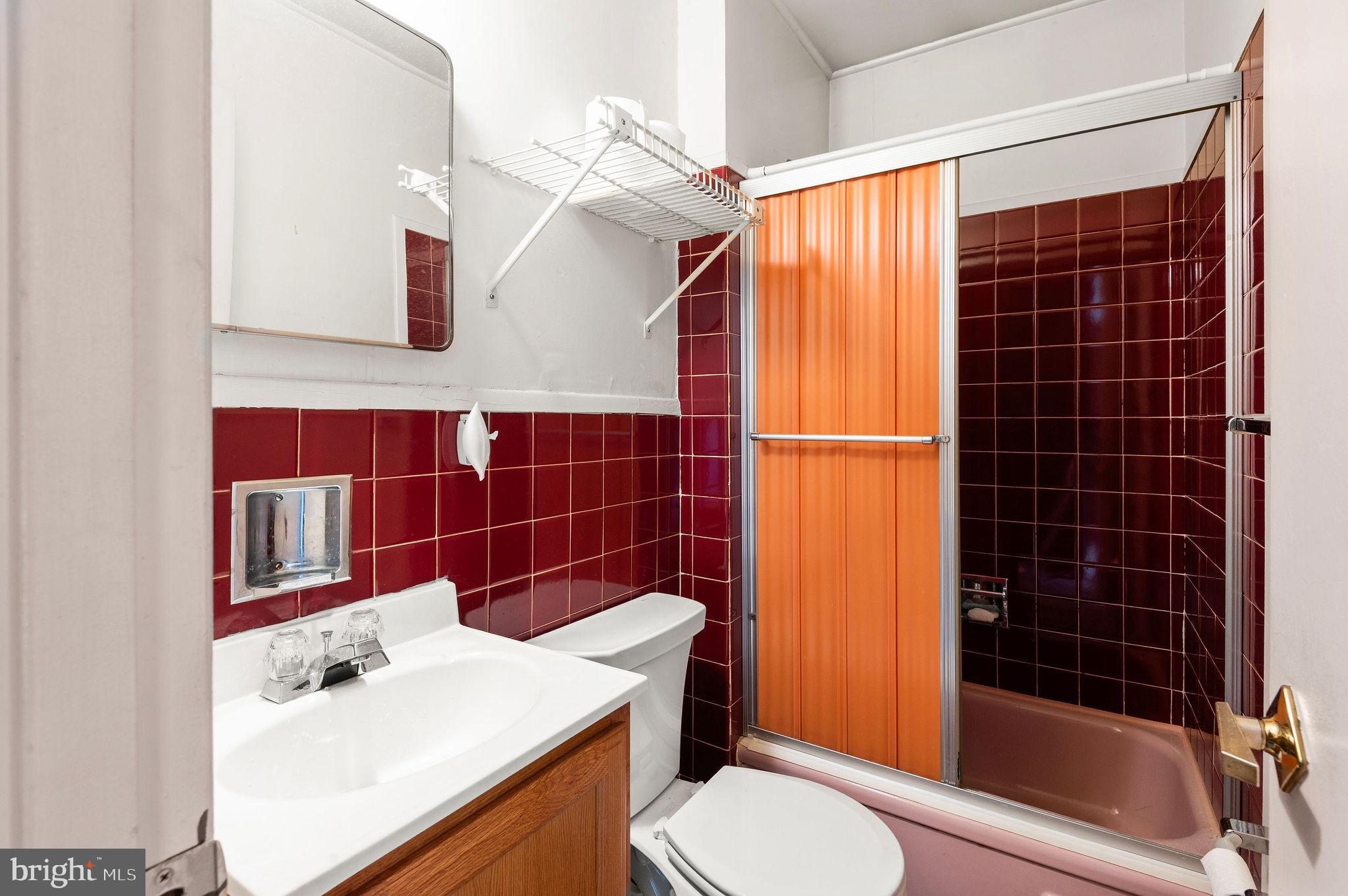 INDIAN CREEK - Residential