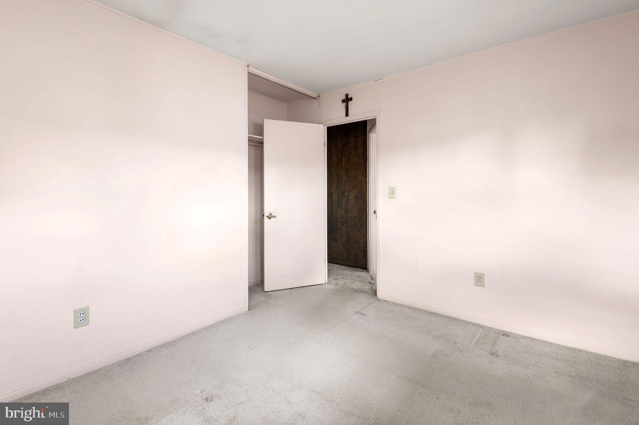 INDIAN CREEK - Residential