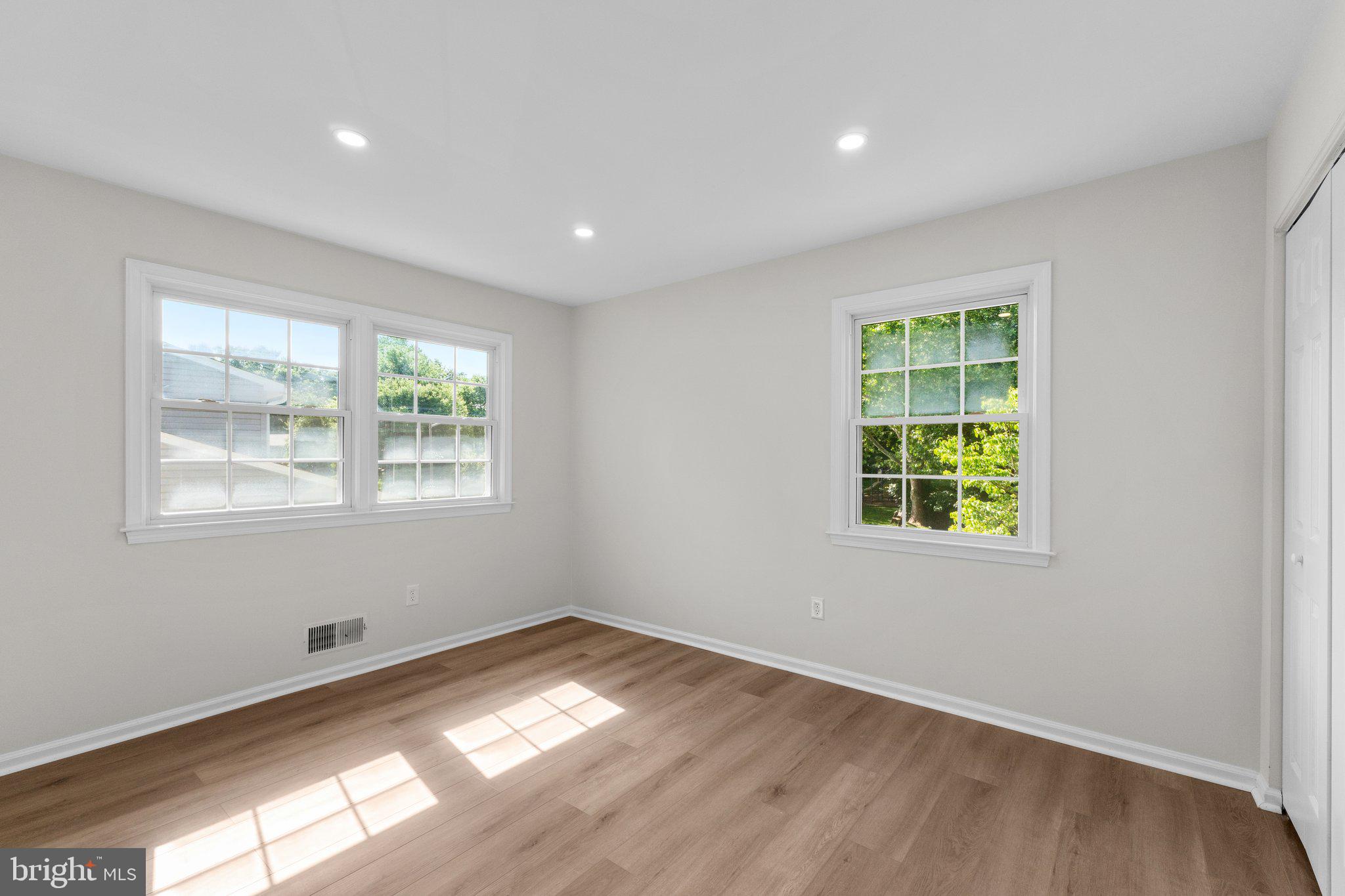 BRIARWOOD - Residential