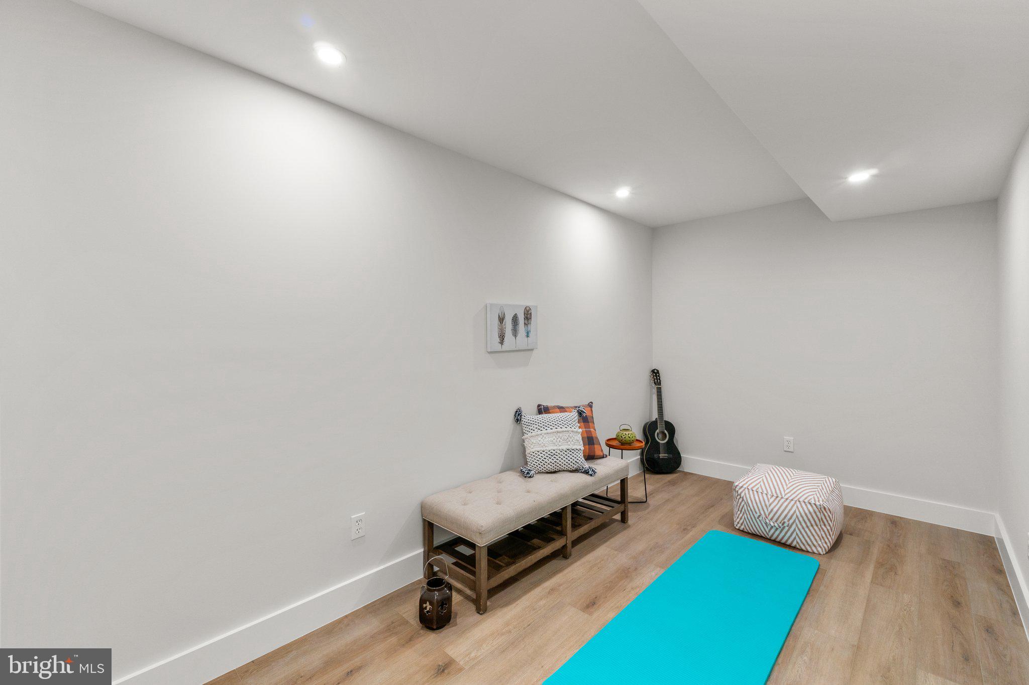 BRIARWOOD - Residential