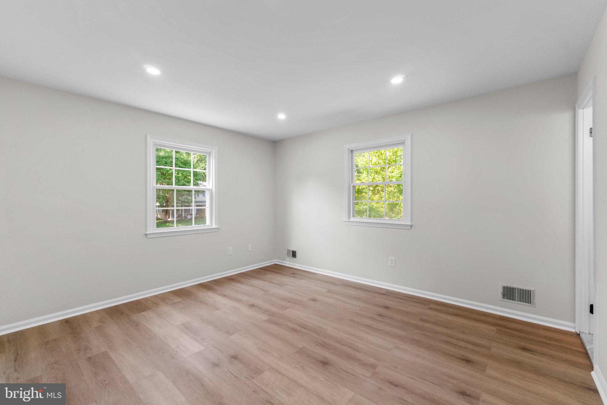 BRIARWOOD - Residential