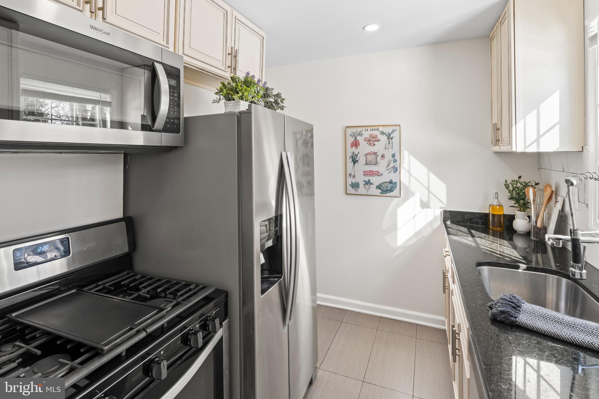 FOREST HGTS 02 - Residential