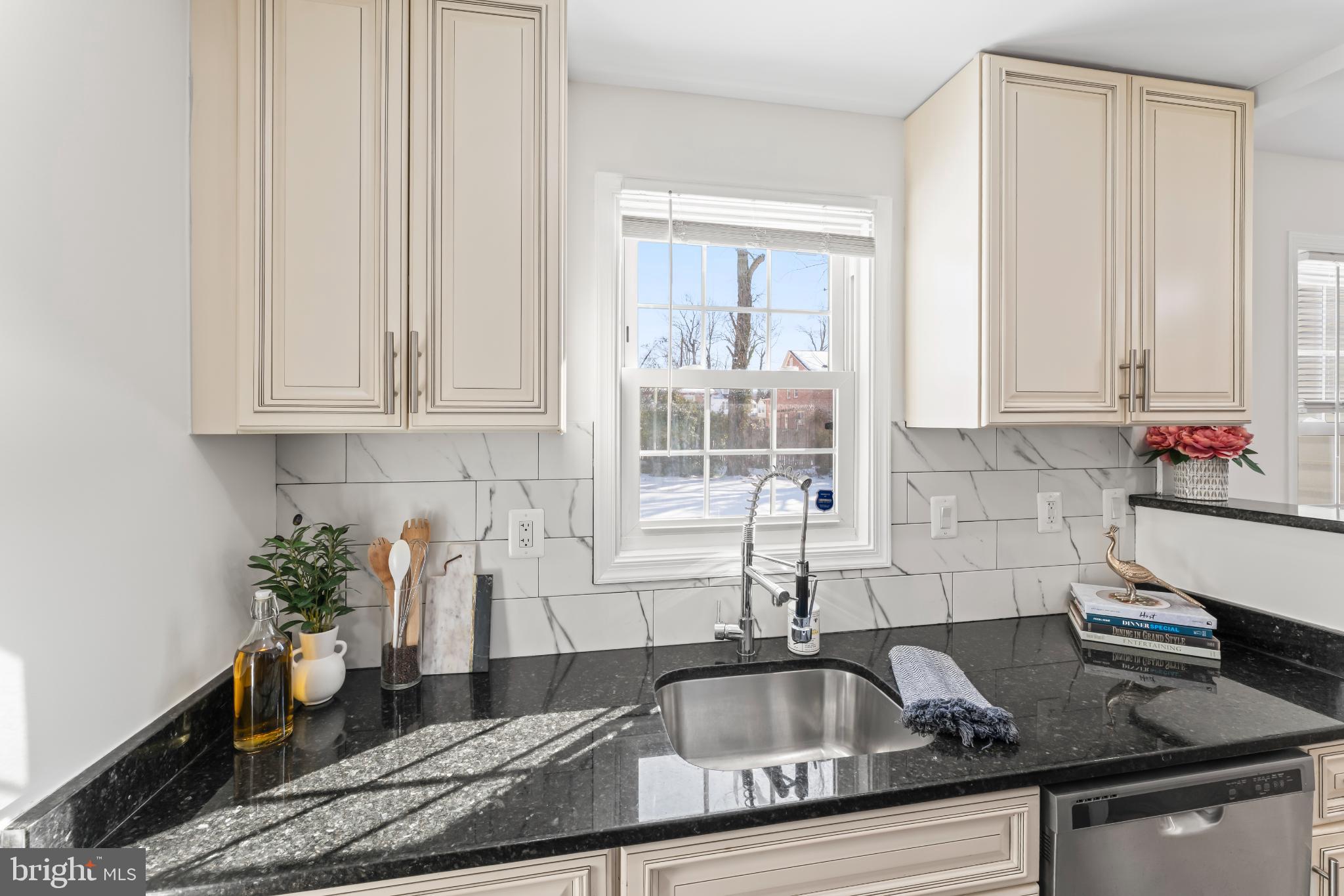 FOREST HGTS 02 - Residential