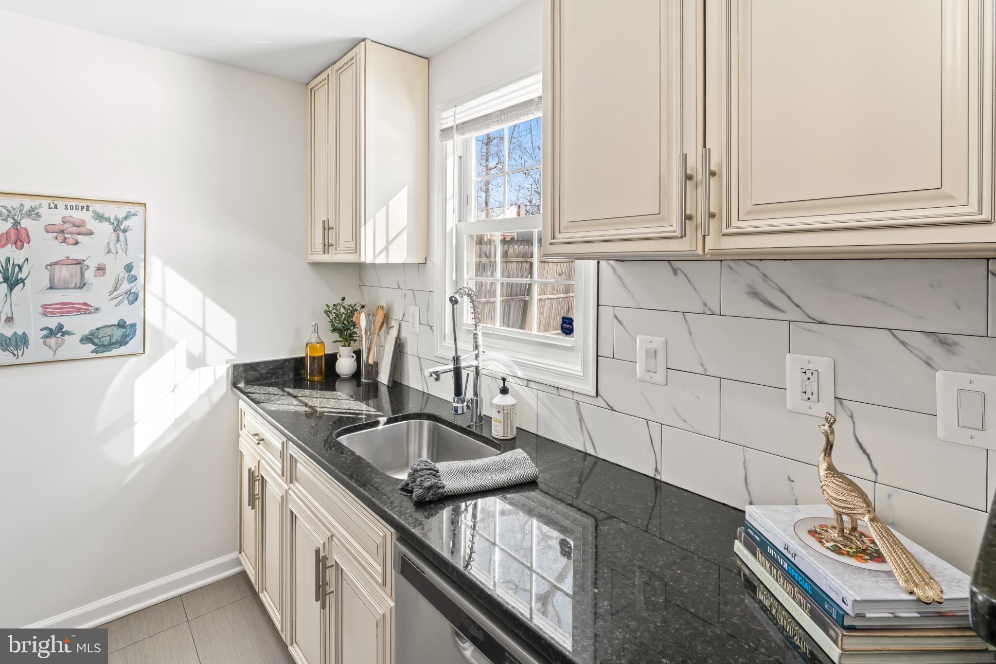 FOREST HGTS 02 - Residential