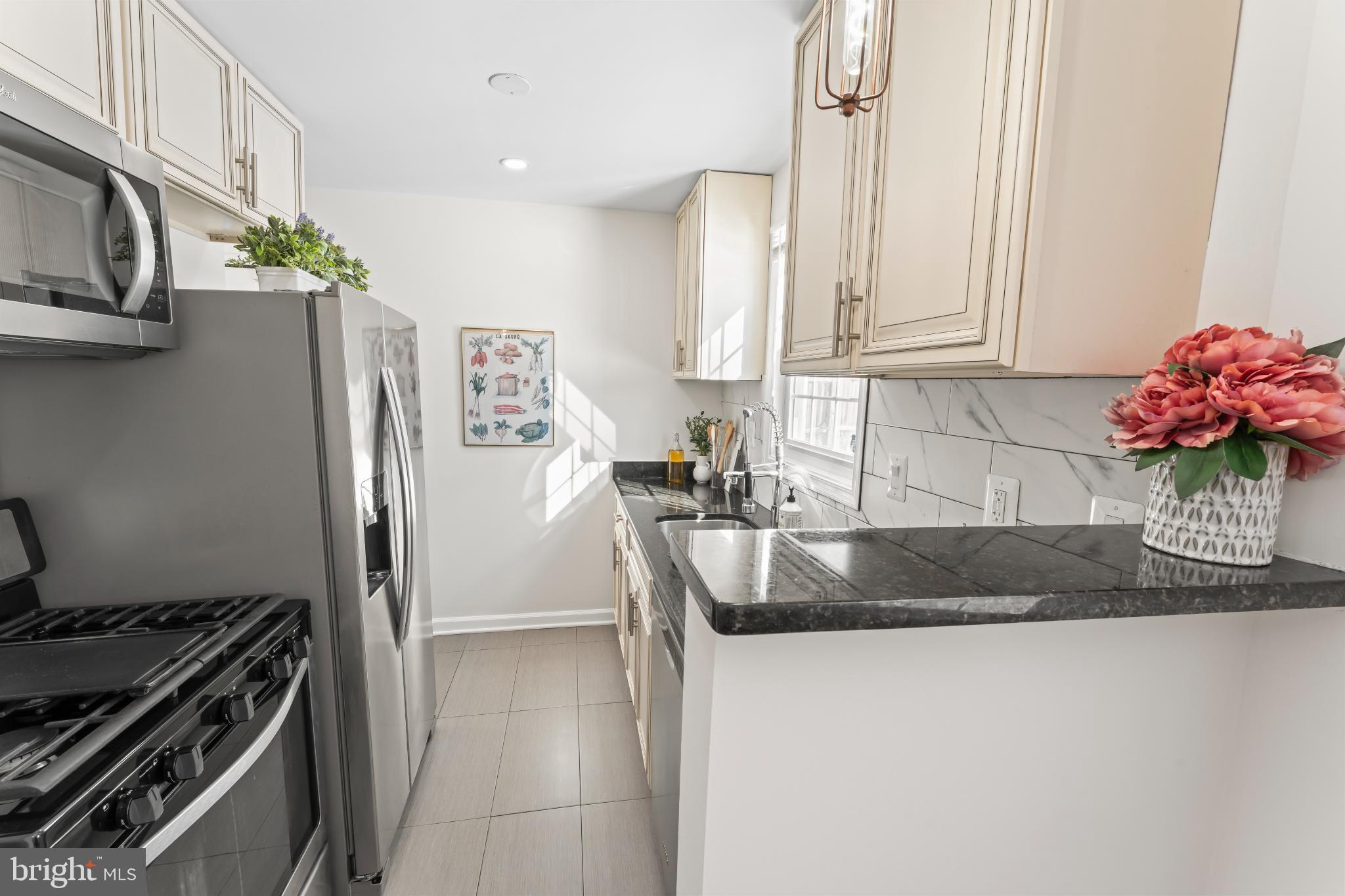 FOREST HGTS 02 - Residential