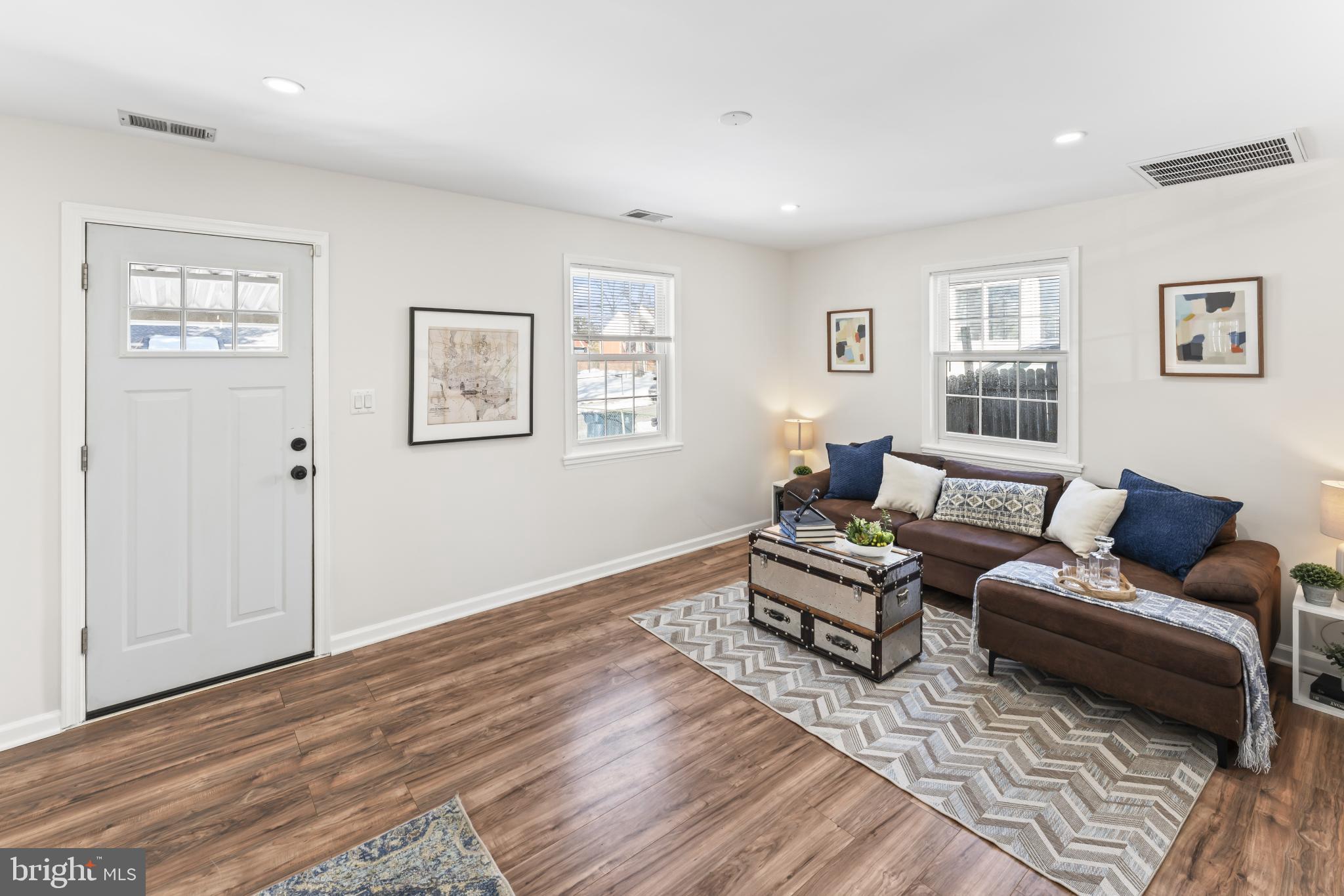 FOREST HGTS 02 - Residential