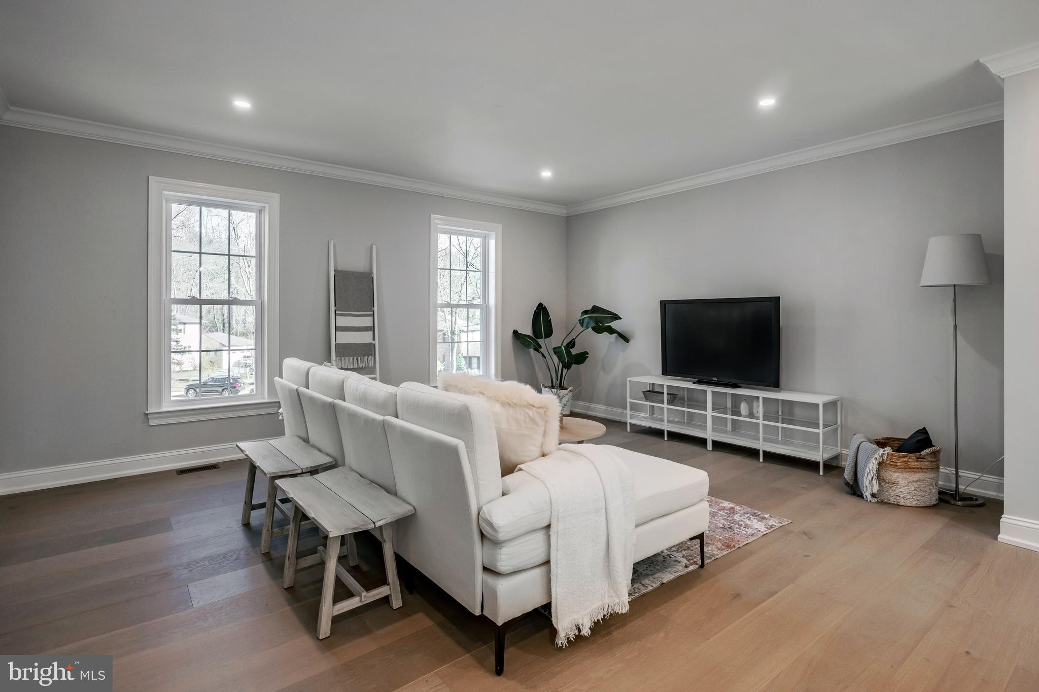 BRYN MAWR - Residential