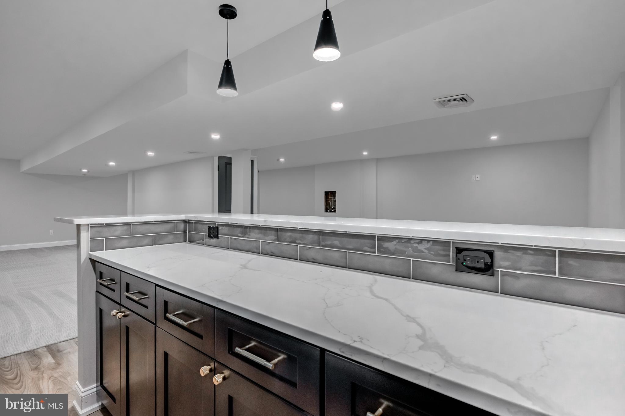 BRYN MAWR - Residential