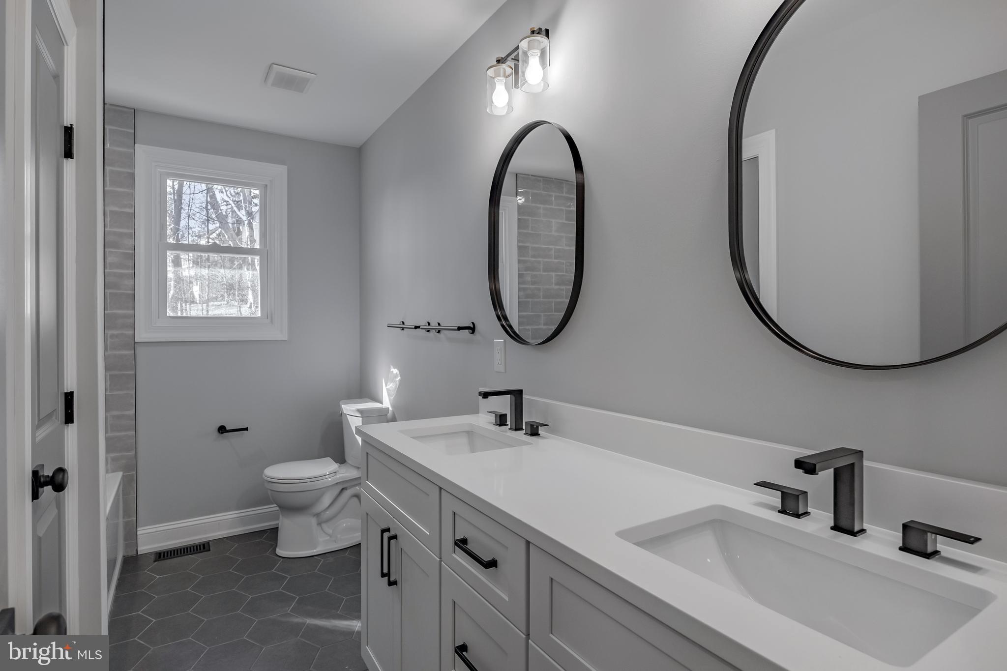 BRYN MAWR - Residential