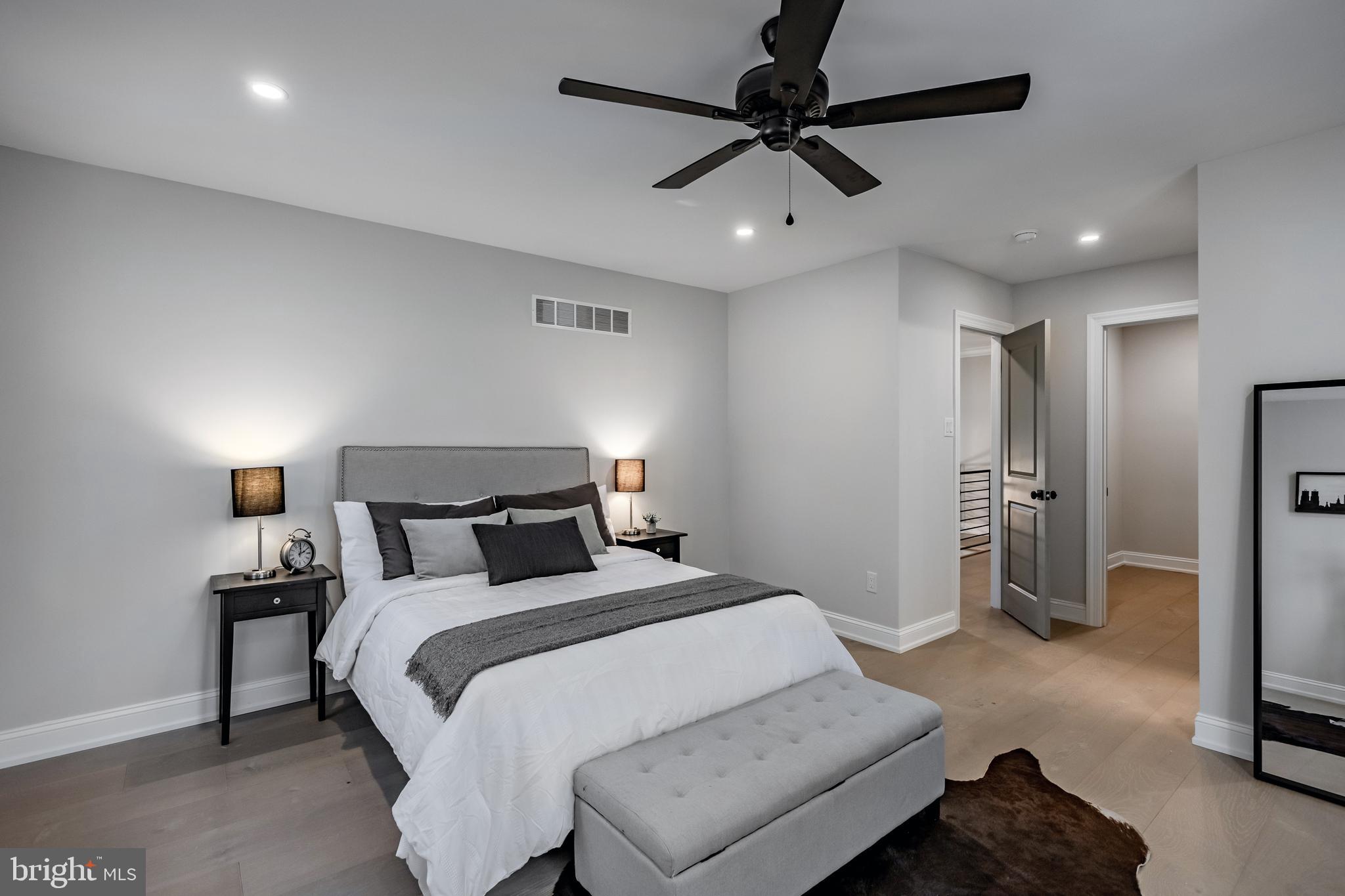 BRYN MAWR - Residential