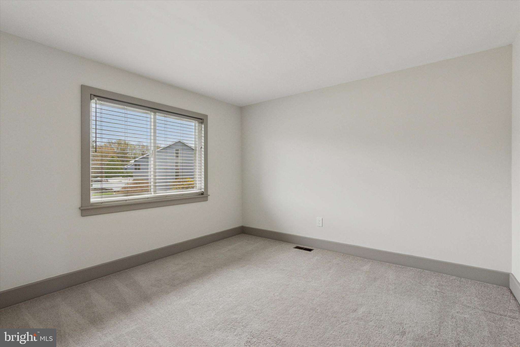 DUBLIN ACRES - Residential