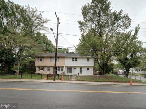 8001 BARLOWE ROAD LANDOVER MD 20785