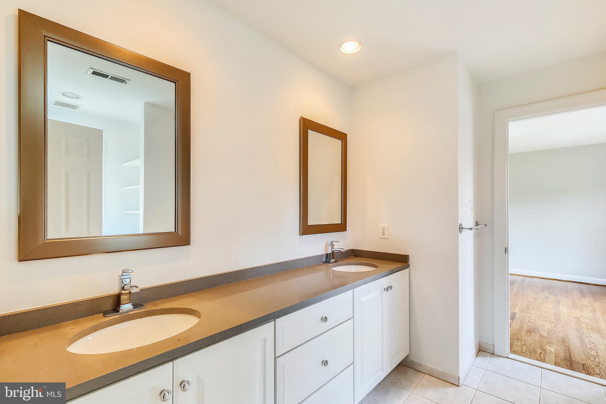 BRADMOOR - Residential