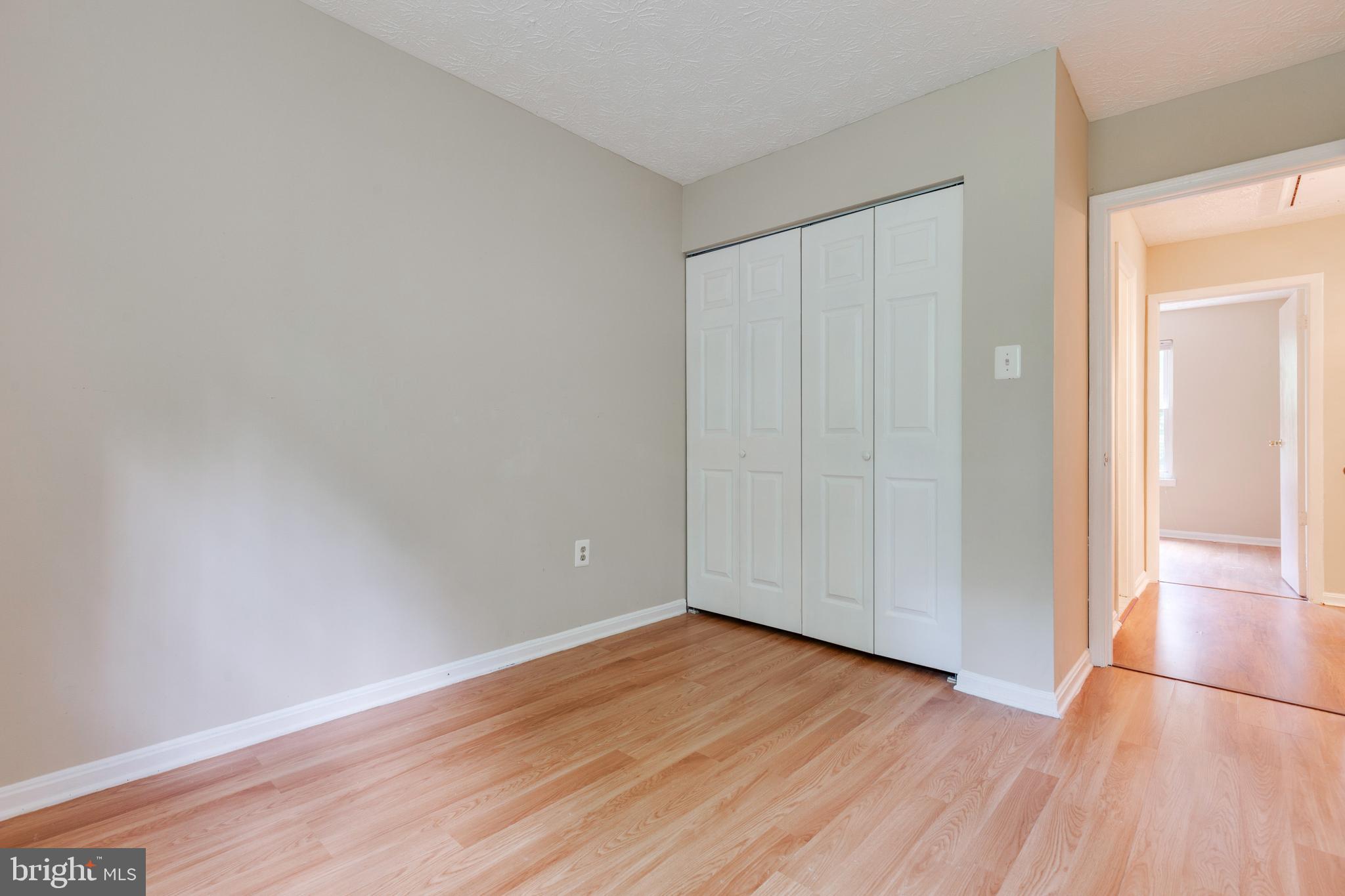 GUNNERS LAKE VILLAGE - Residential