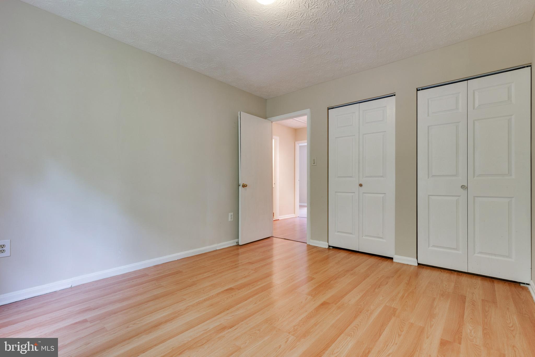 GUNNERS LAKE VILLAGE - Residential