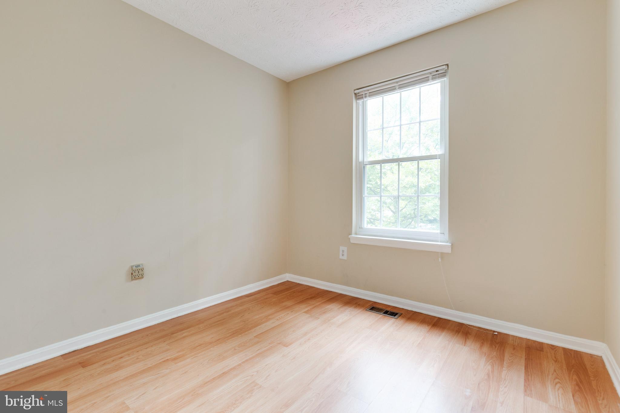 GUNNERS LAKE VILLAGE - Residential