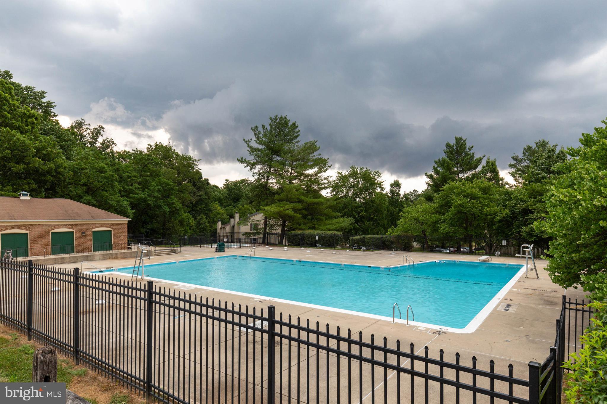 GUNNERS LAKE VILLAGE - Residential