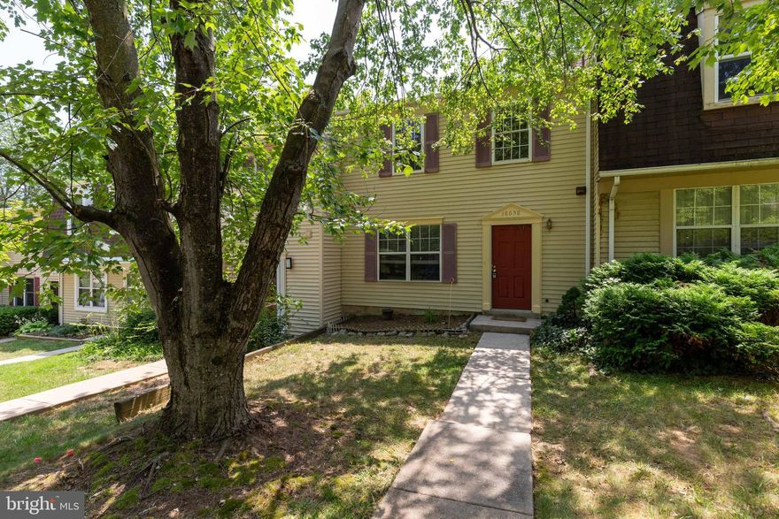 A cute townhouse with everything you need and an affordable price!!! Wood floor in the dining/living room, granite countertops in kitchen, kitchen overlooks the dining and living area, a replaced sliding door opens to the backyard. Wood deck covers the whole yard for parties and entertainment.  4 spacious bedrooms in the second level, all windows are replaced in the bedrooms. Tree's and Lawn keep very good privacy. Good schools, a few minutes walk to Gunners Lake, close to public transportation... It's truly a great opportunity to own a home!