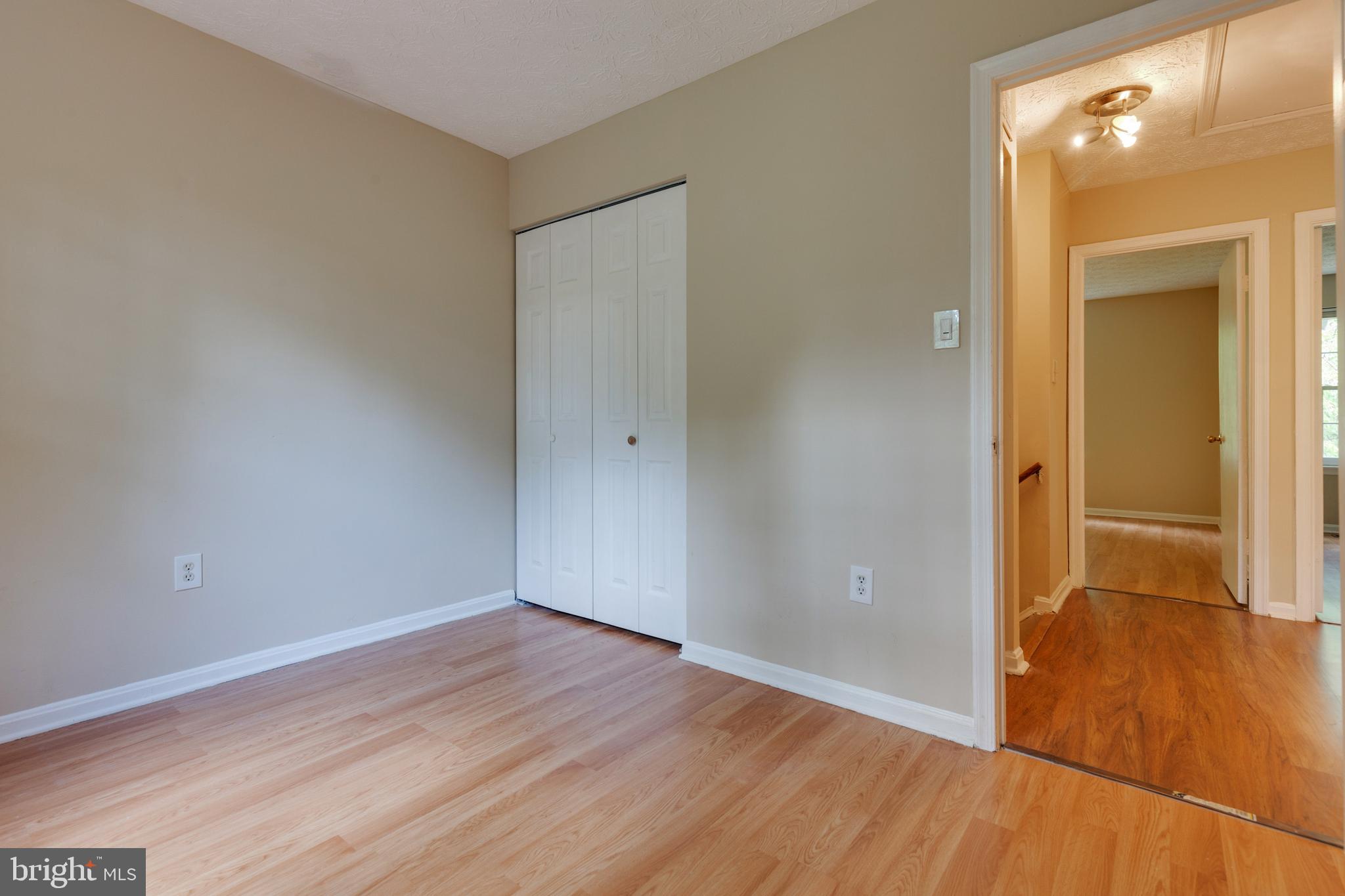 GUNNERS LAKE VILLAGE - Residential