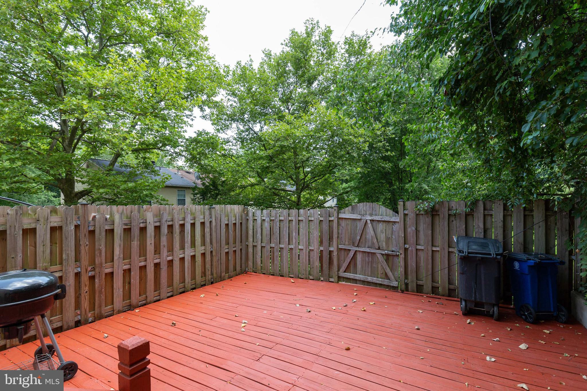 GUNNERS LAKE VILLAGE - Residential