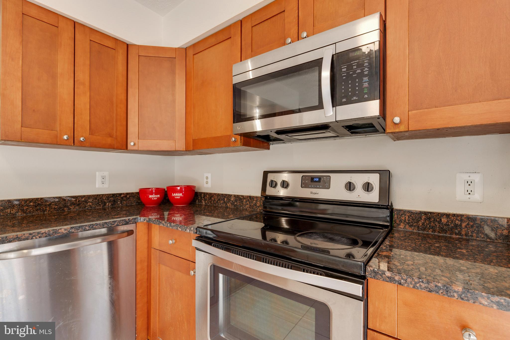 GUNNERS LAKE VILLAGE - Residential