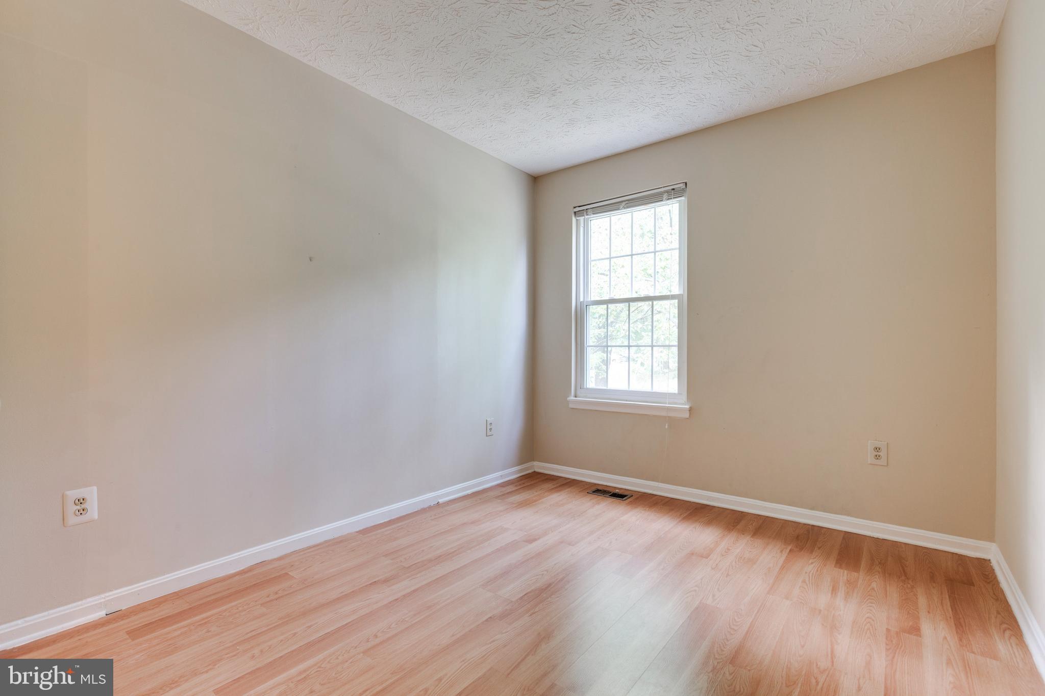 GUNNERS LAKE VILLAGE - Residential