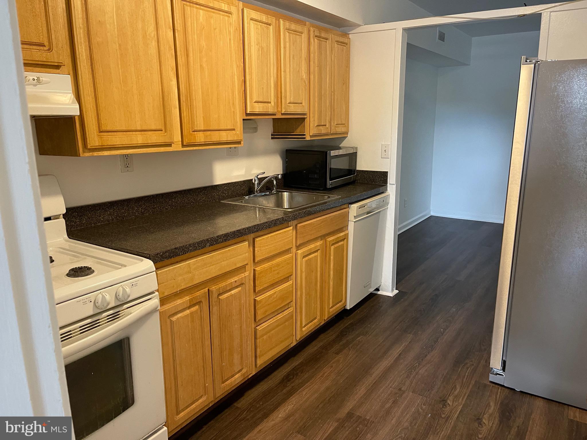 SPRINGLAKE - Residential Lease