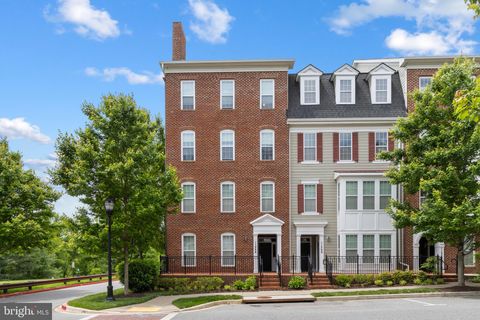 11244 CHASE STREET 1 143 FULTON MD 20759