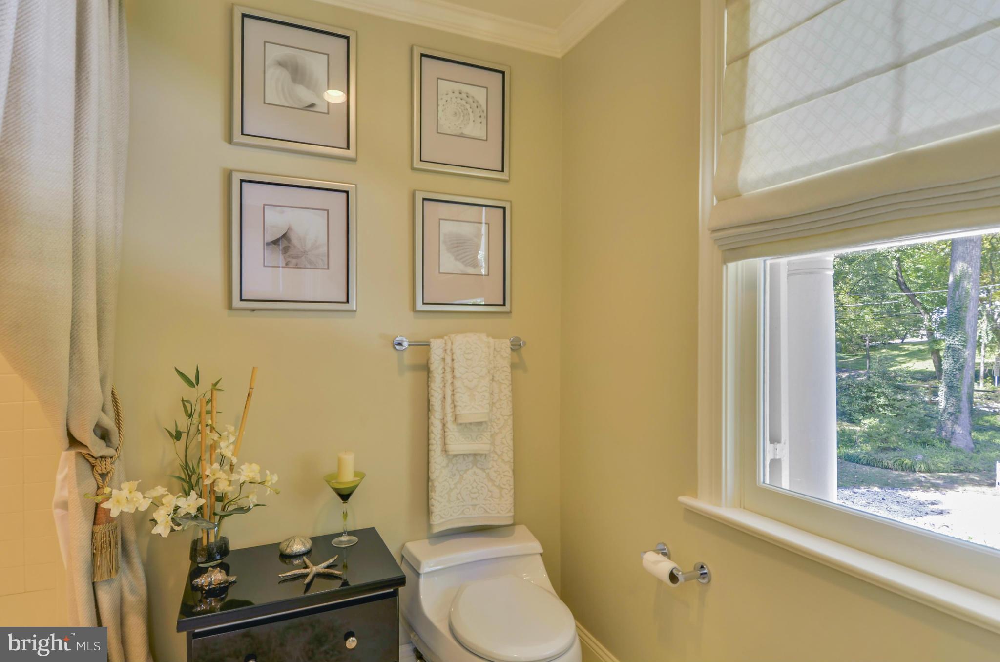 BRADLEY HILLS GROVE - Residential