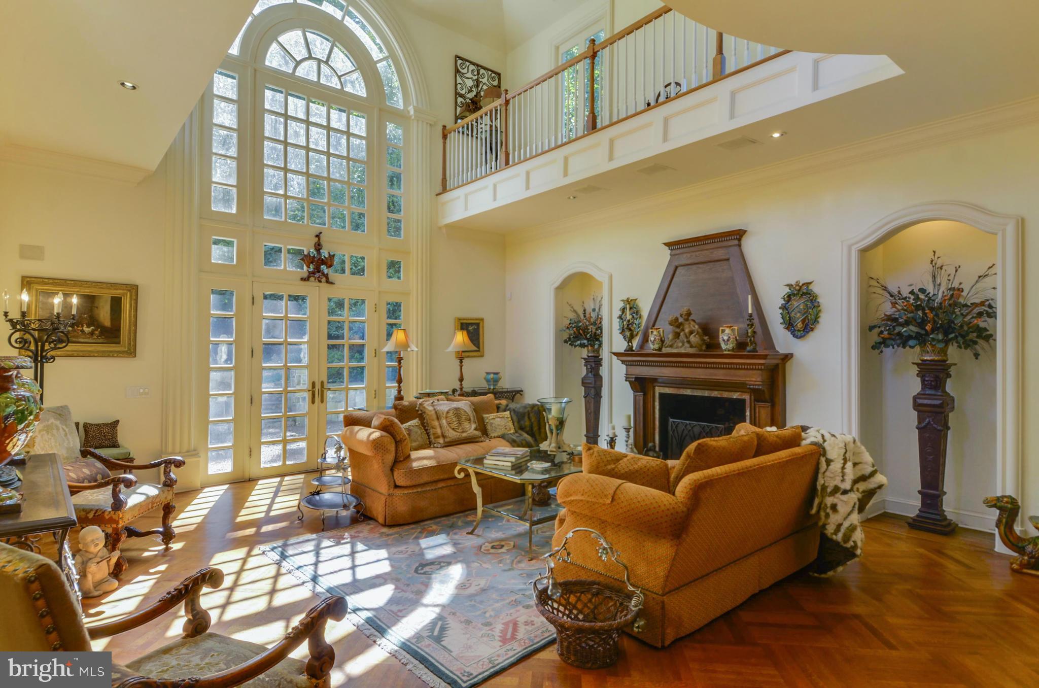 BRADLEY HILLS GROVE - Residential