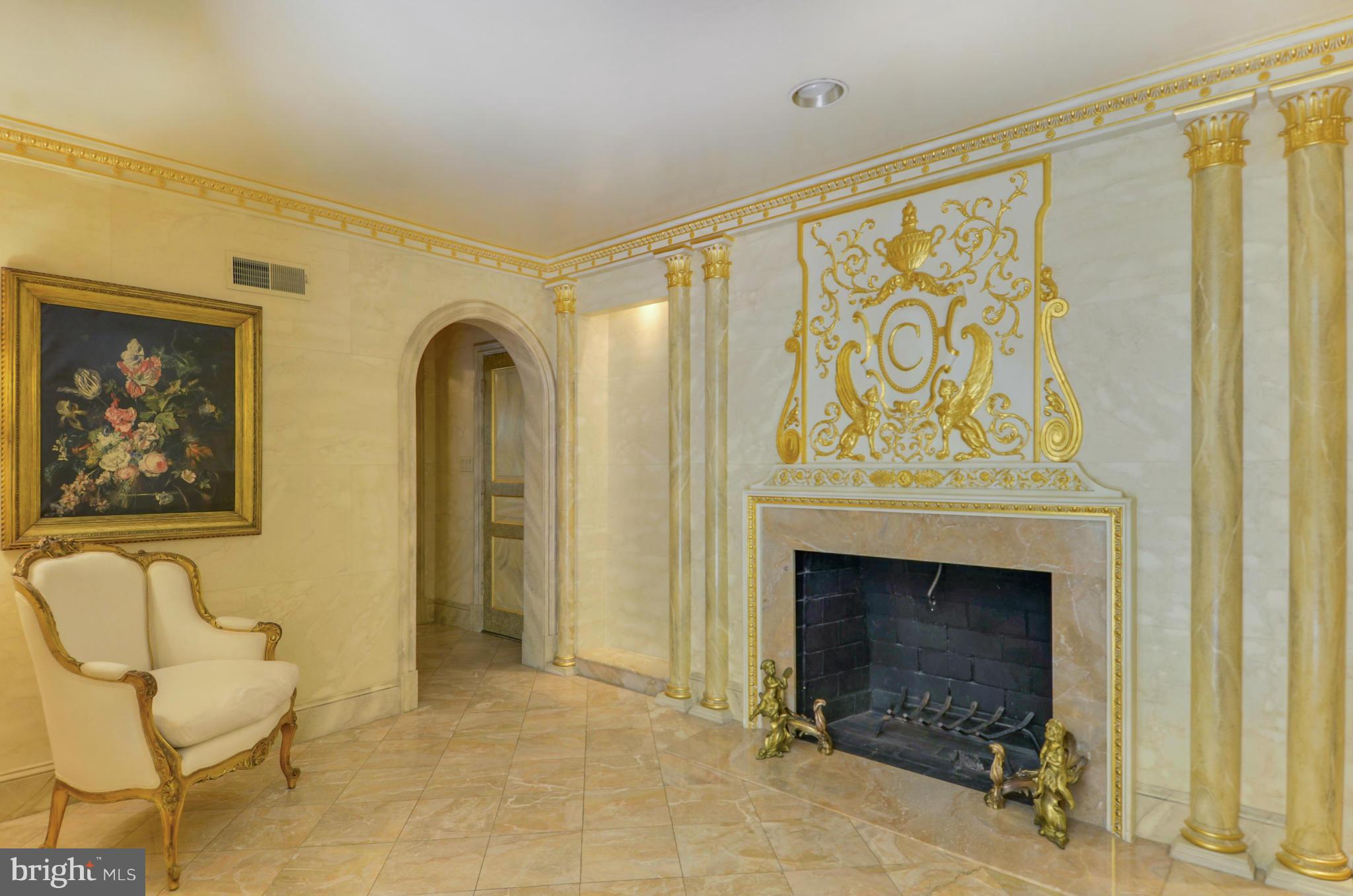 BRADLEY HILLS GROVE - Residential