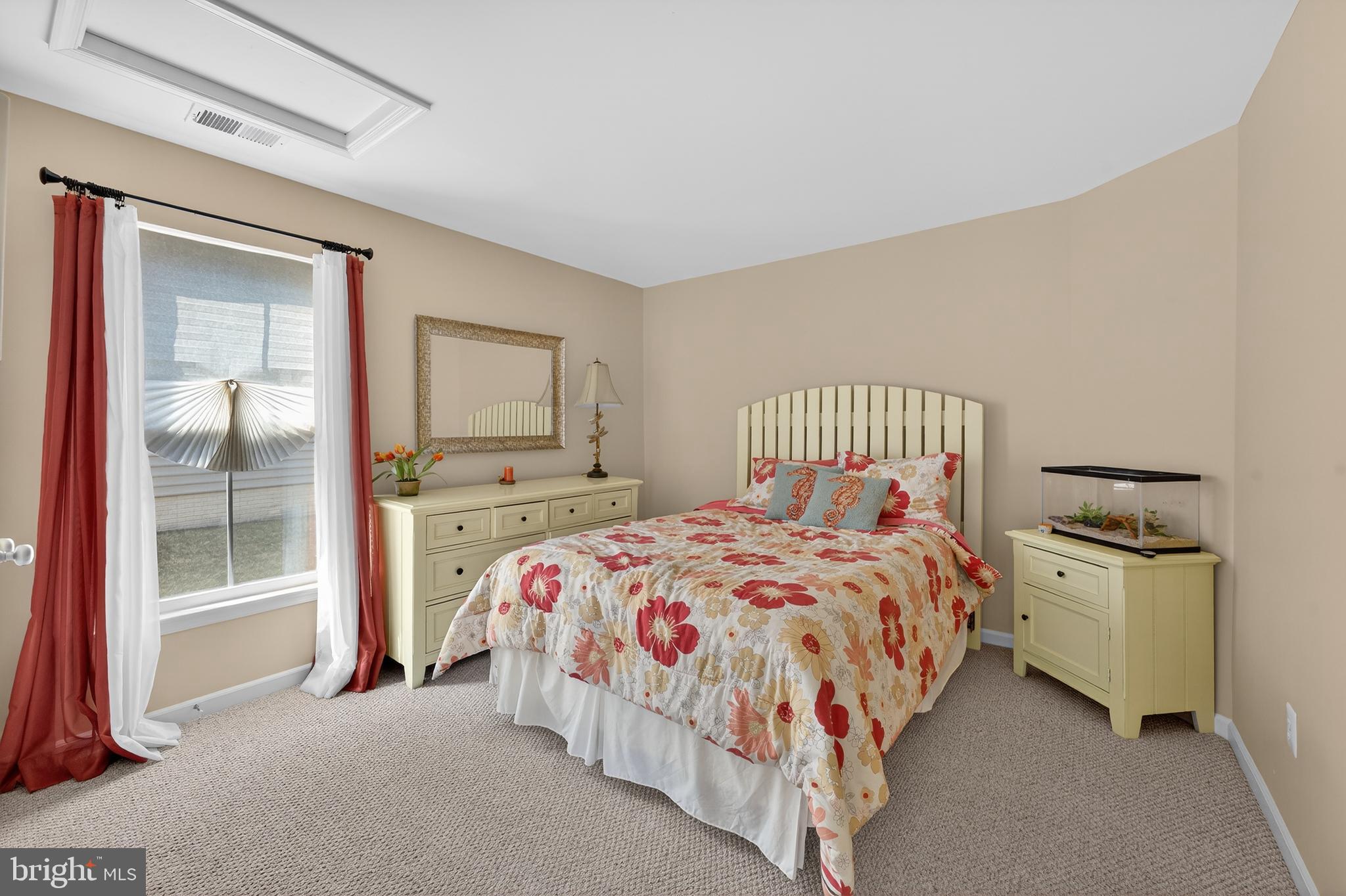 GRANDE AT CANAL POINTE - Residential