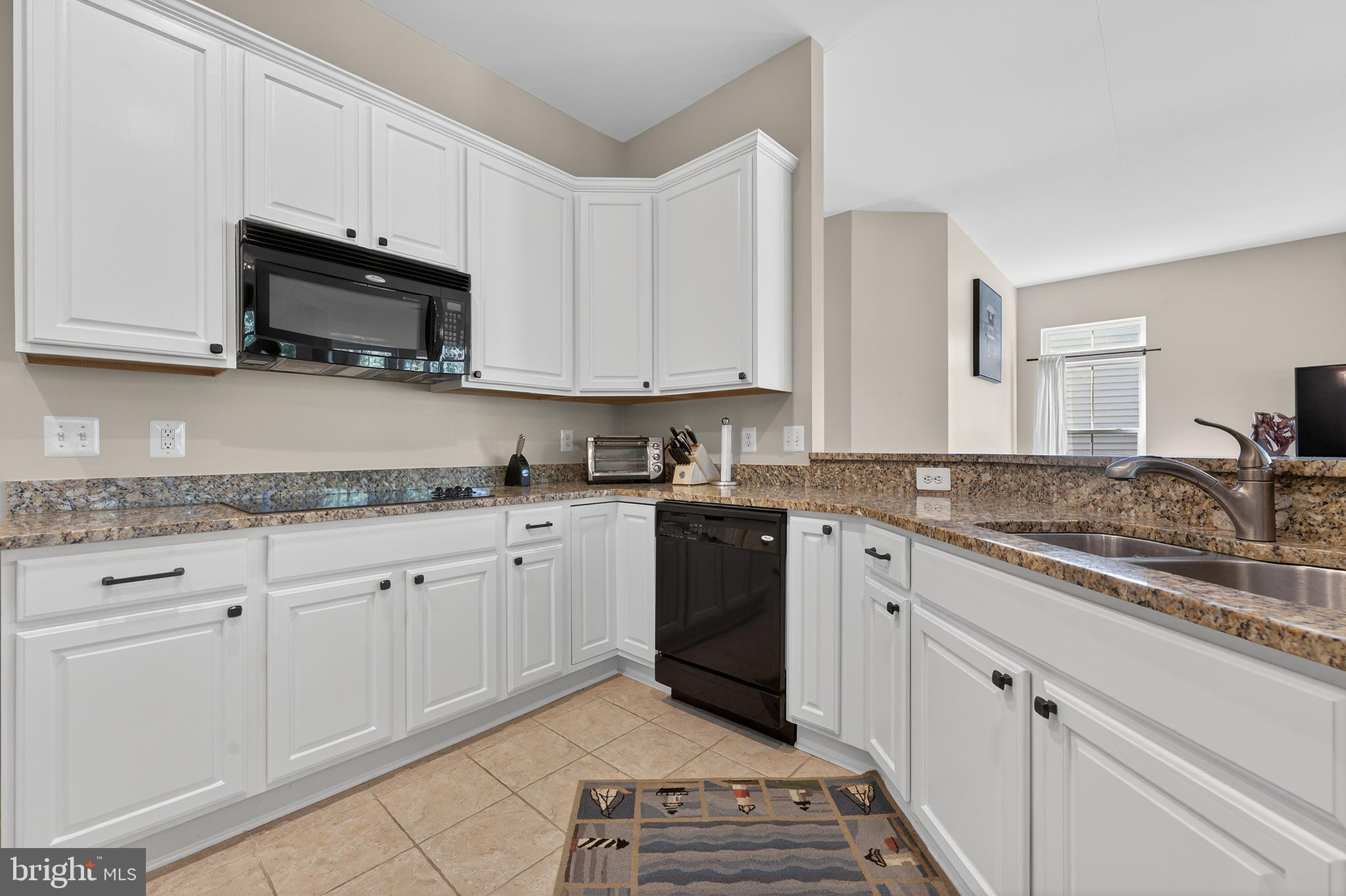 GRANDE AT CANAL POINTE - Residential