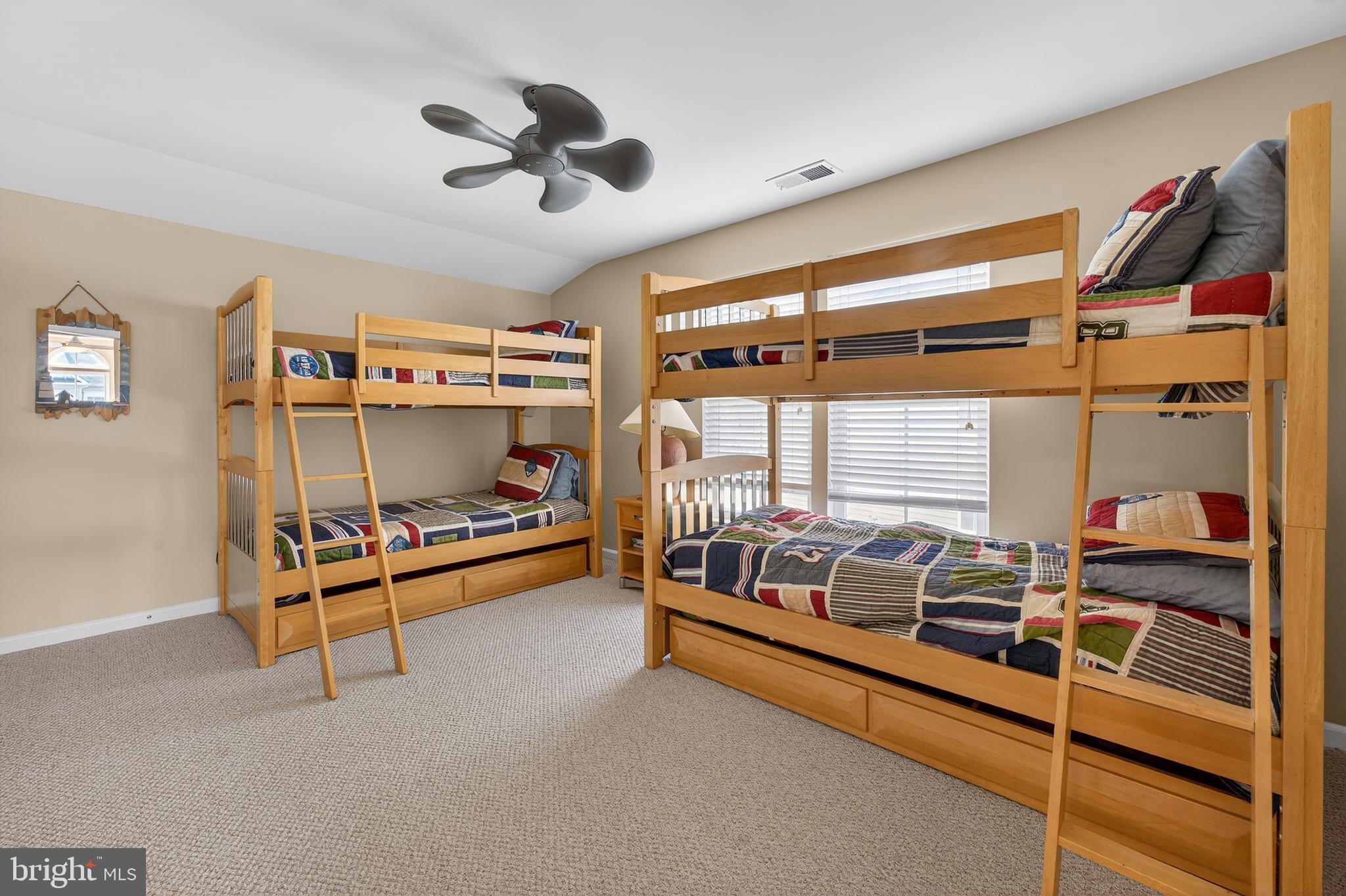 GRANDE AT CANAL POINTE - Residential