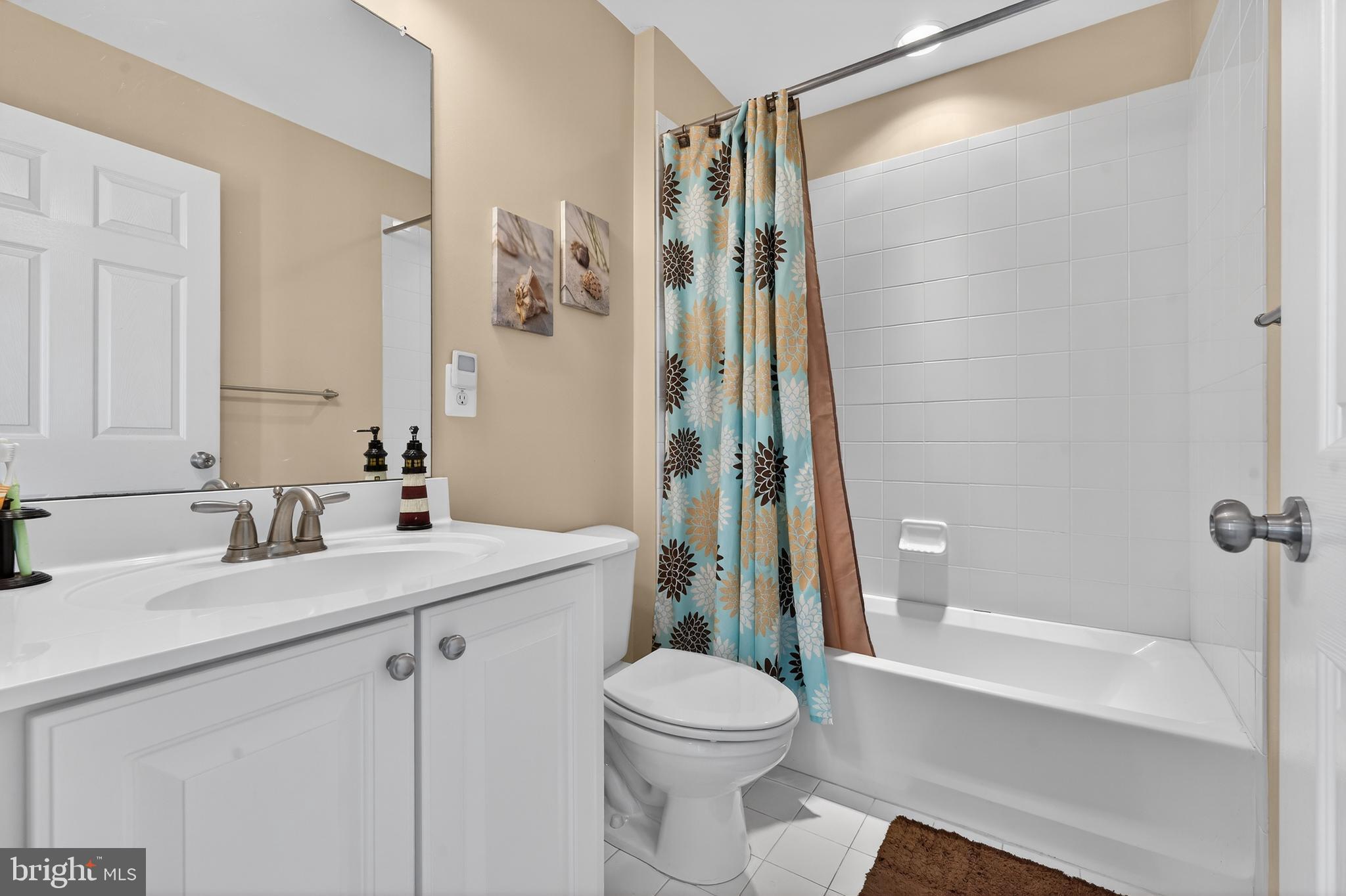 GRANDE AT CANAL POINTE - Residential