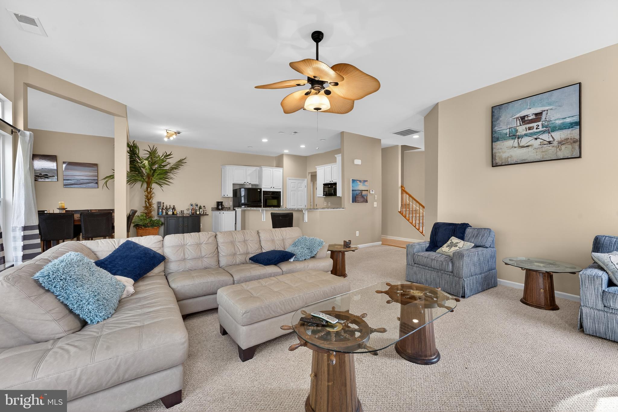 GRANDE AT CANAL POINTE - Residential